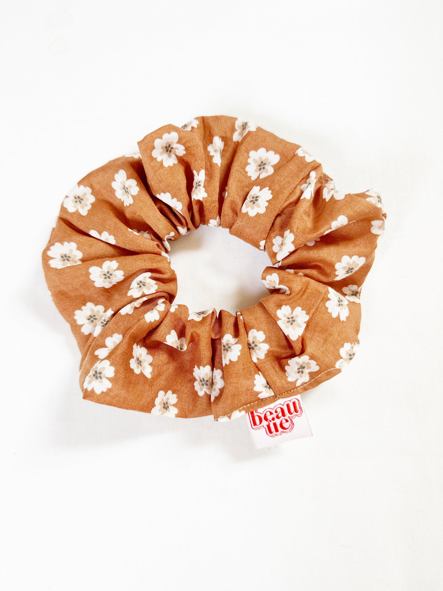 OG scrunchie in brown floral cotton