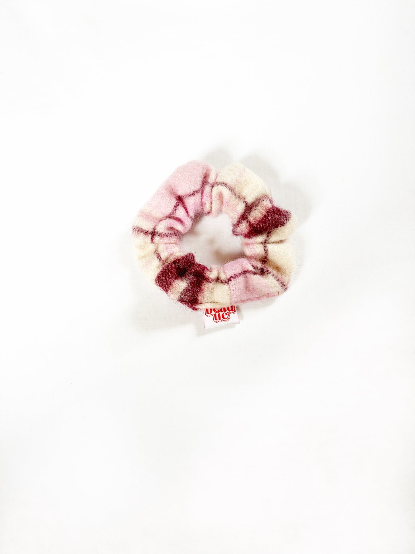 Mini scrunchie in pink berry tartan wool