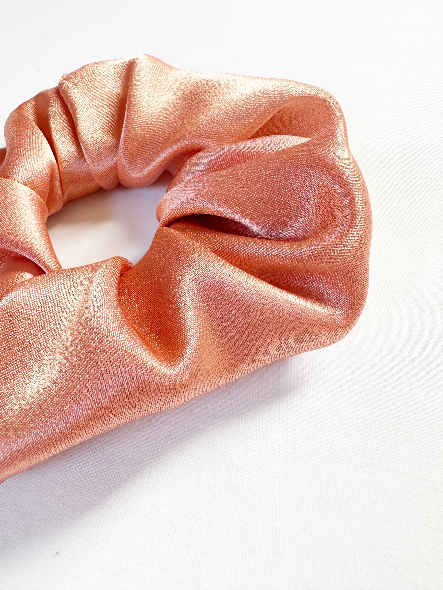 OG scrunchie in bath pearl satin