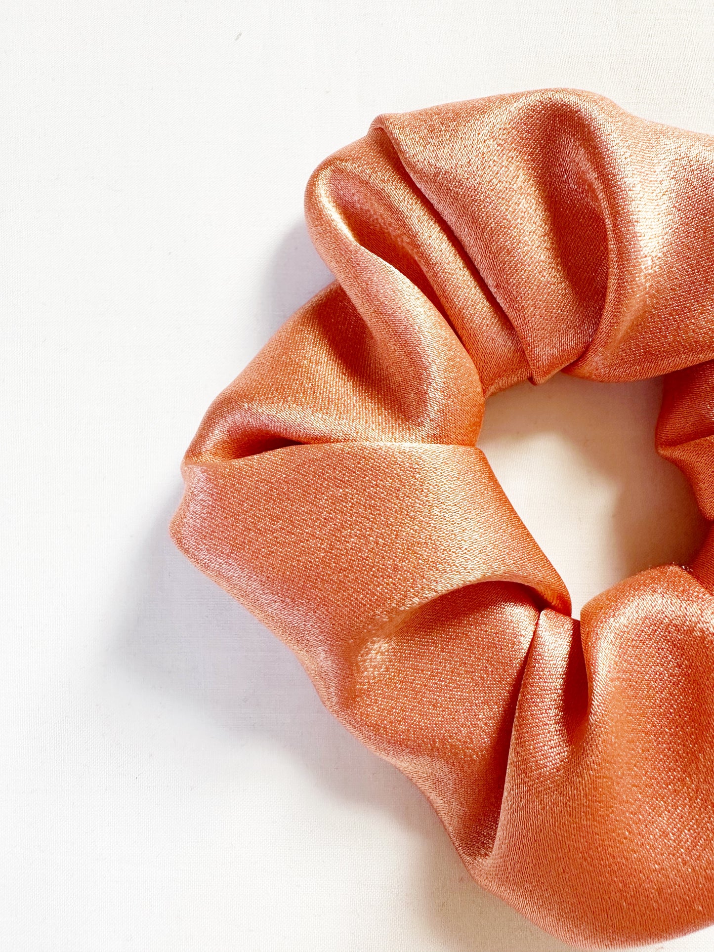 OG scrunchie in bath pearl satin