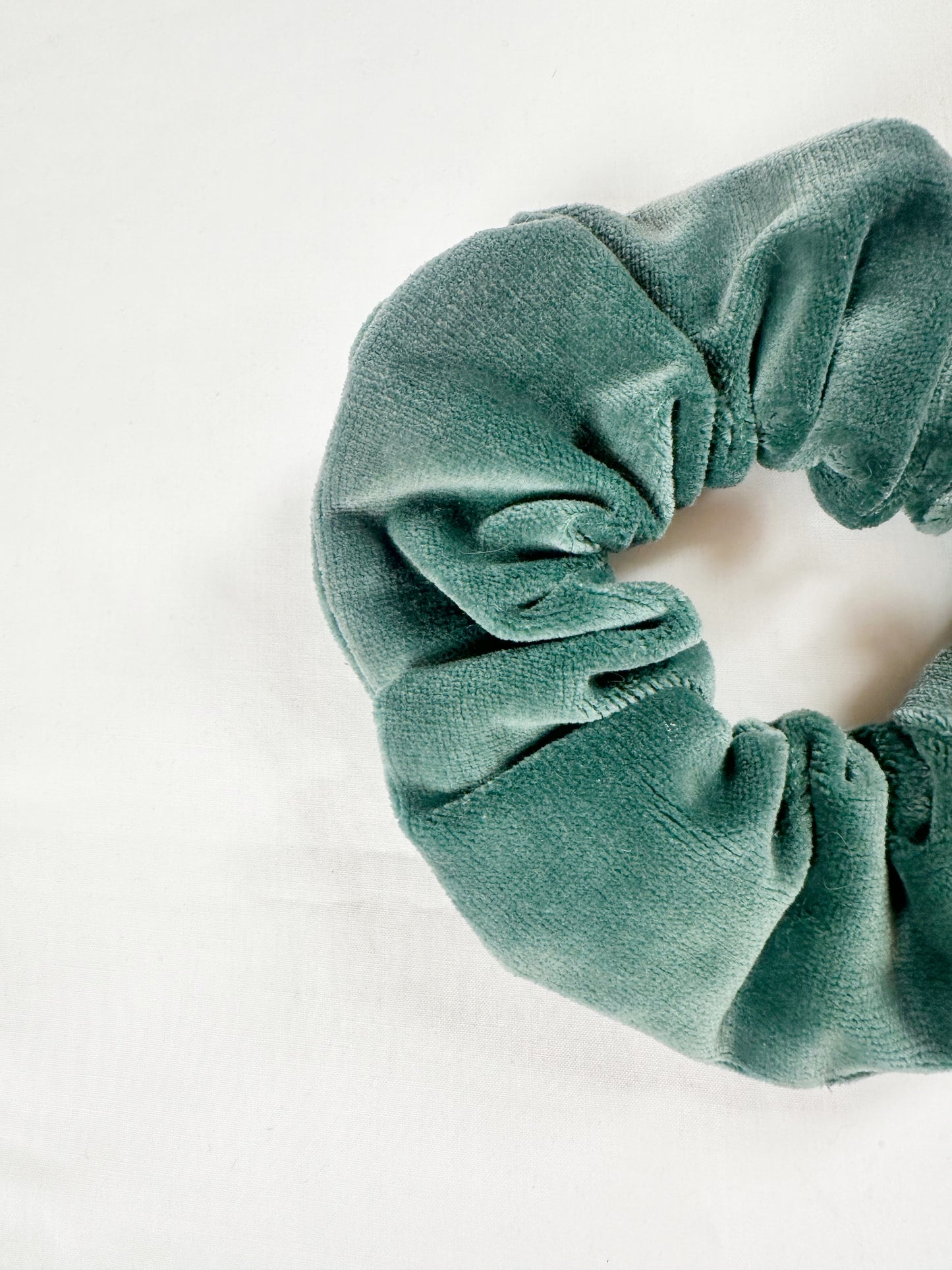 OG scrunchie in sea green velvet
