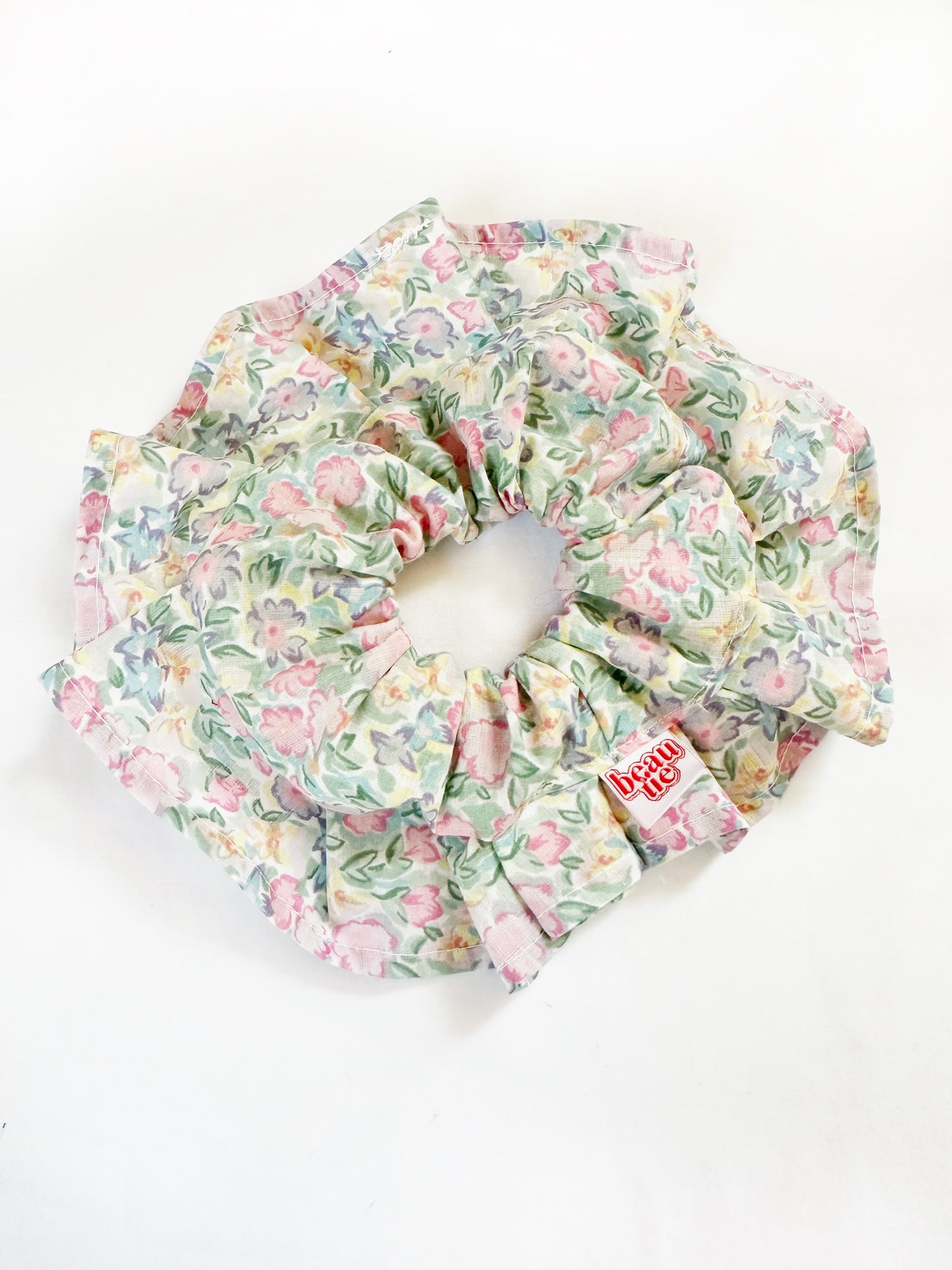 Oversized ruffle scrunchie in Queenie floral