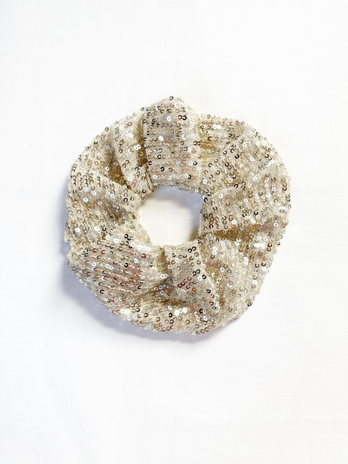 Oversized scrunchie in silver sequin