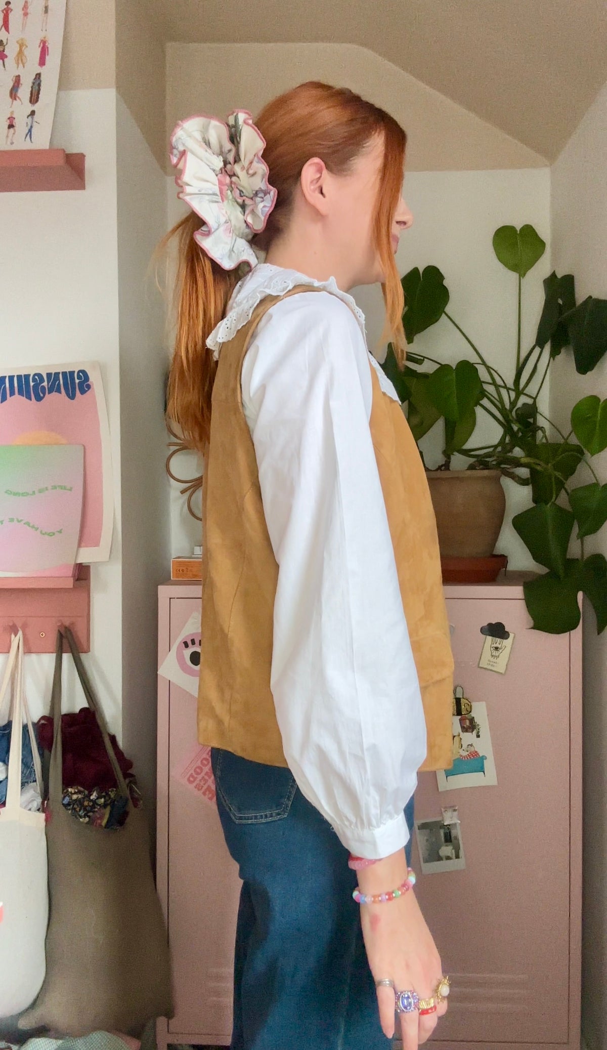 Frilly scrunchie in vintage rose