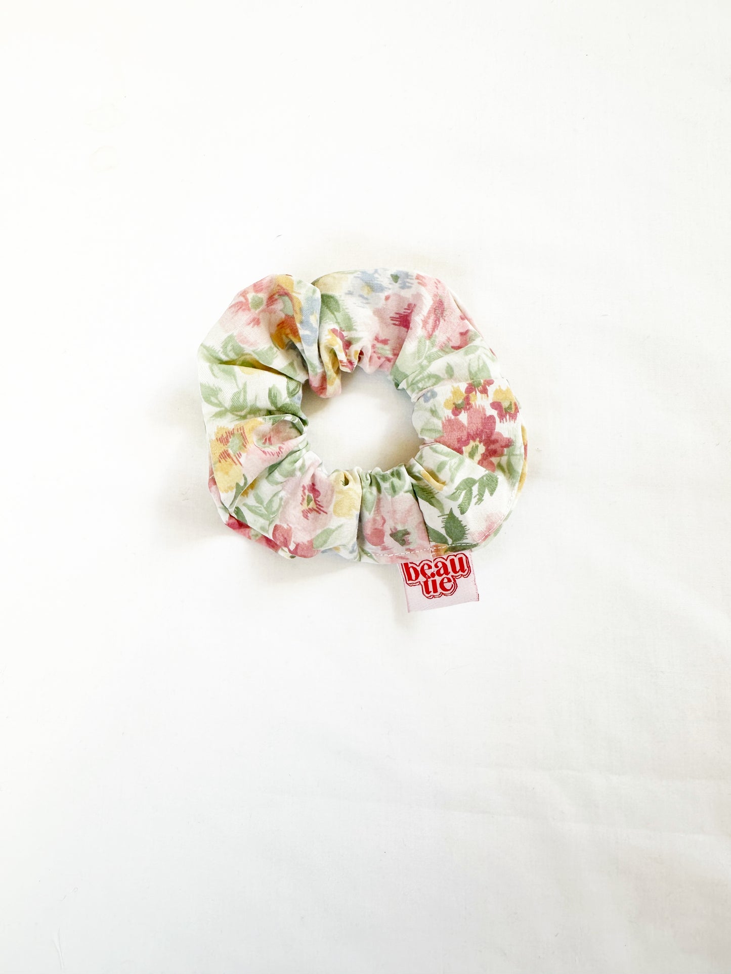 Mini scrunchie in vintage floral