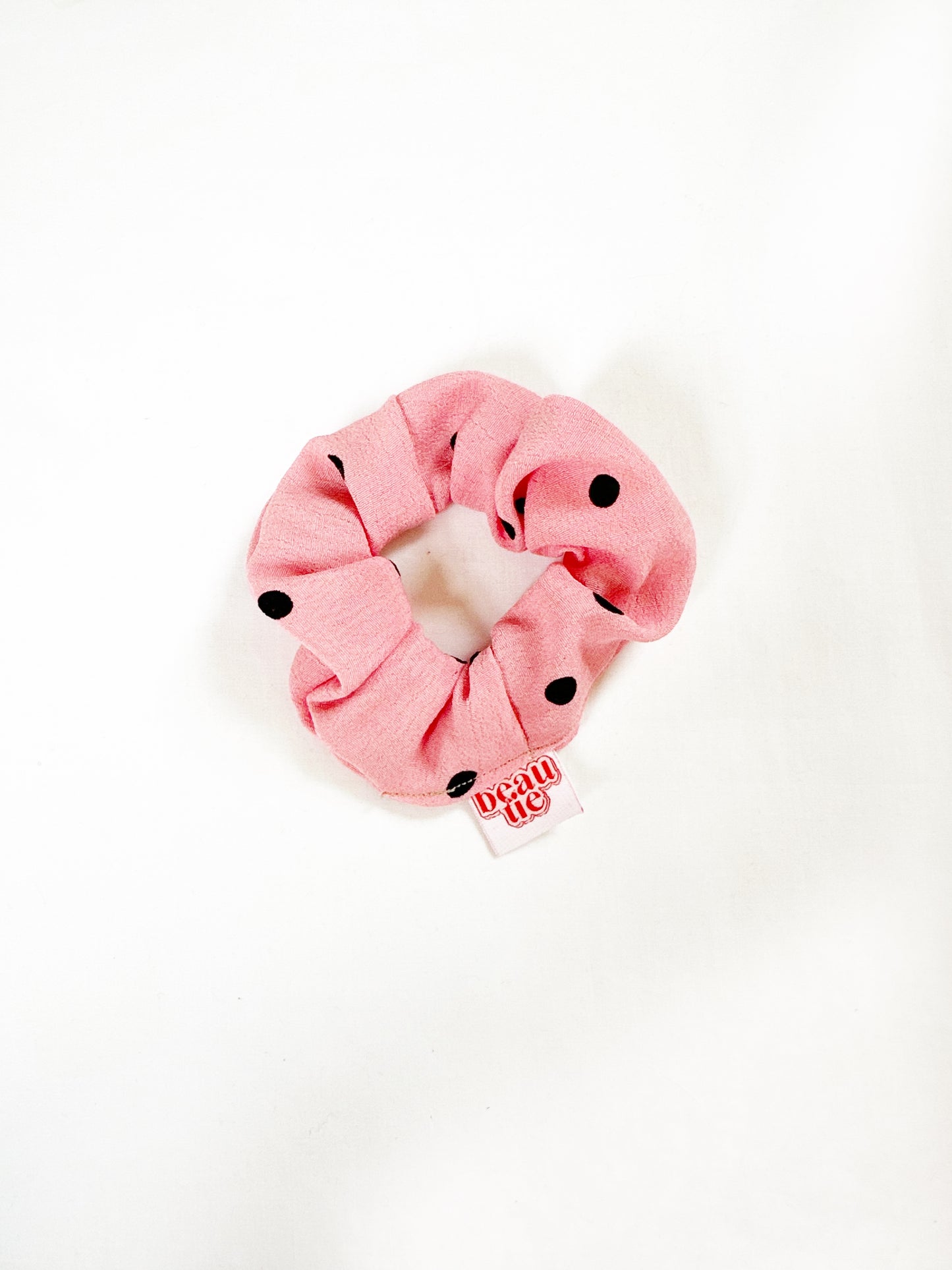 Mini scrunchie in pink polka dot