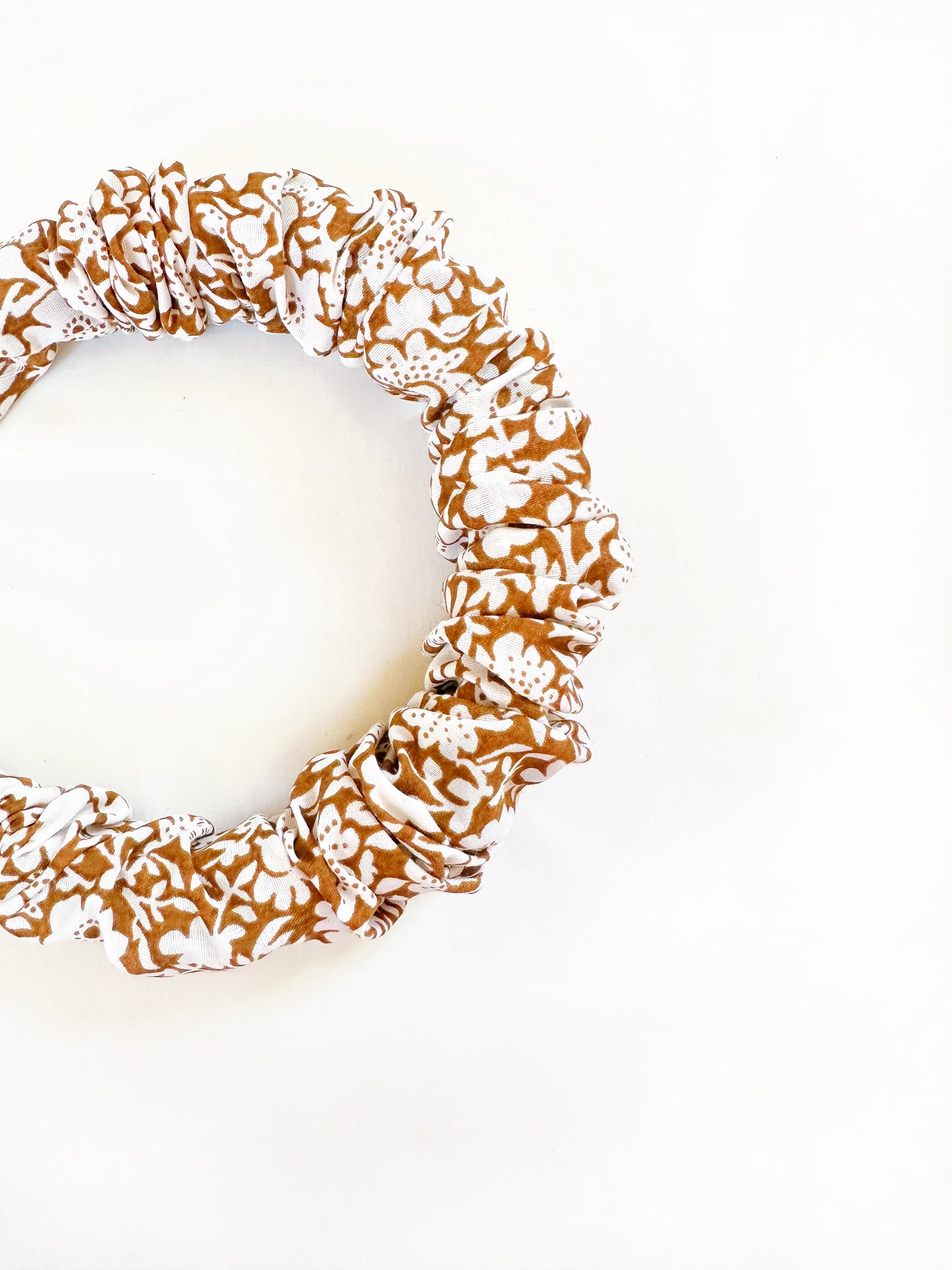 Ruffle Headband in brown floral