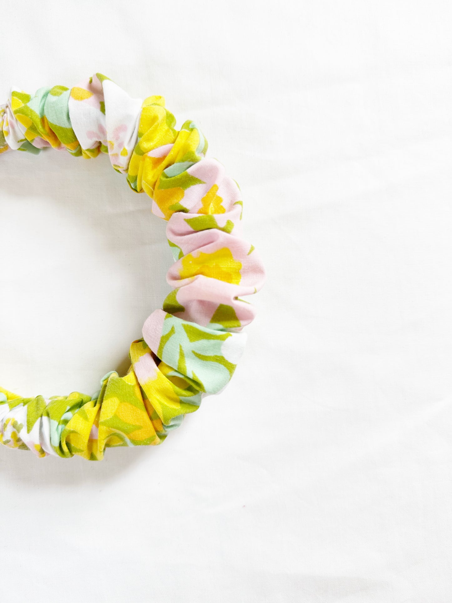 Ruffle Headband in Flower Power