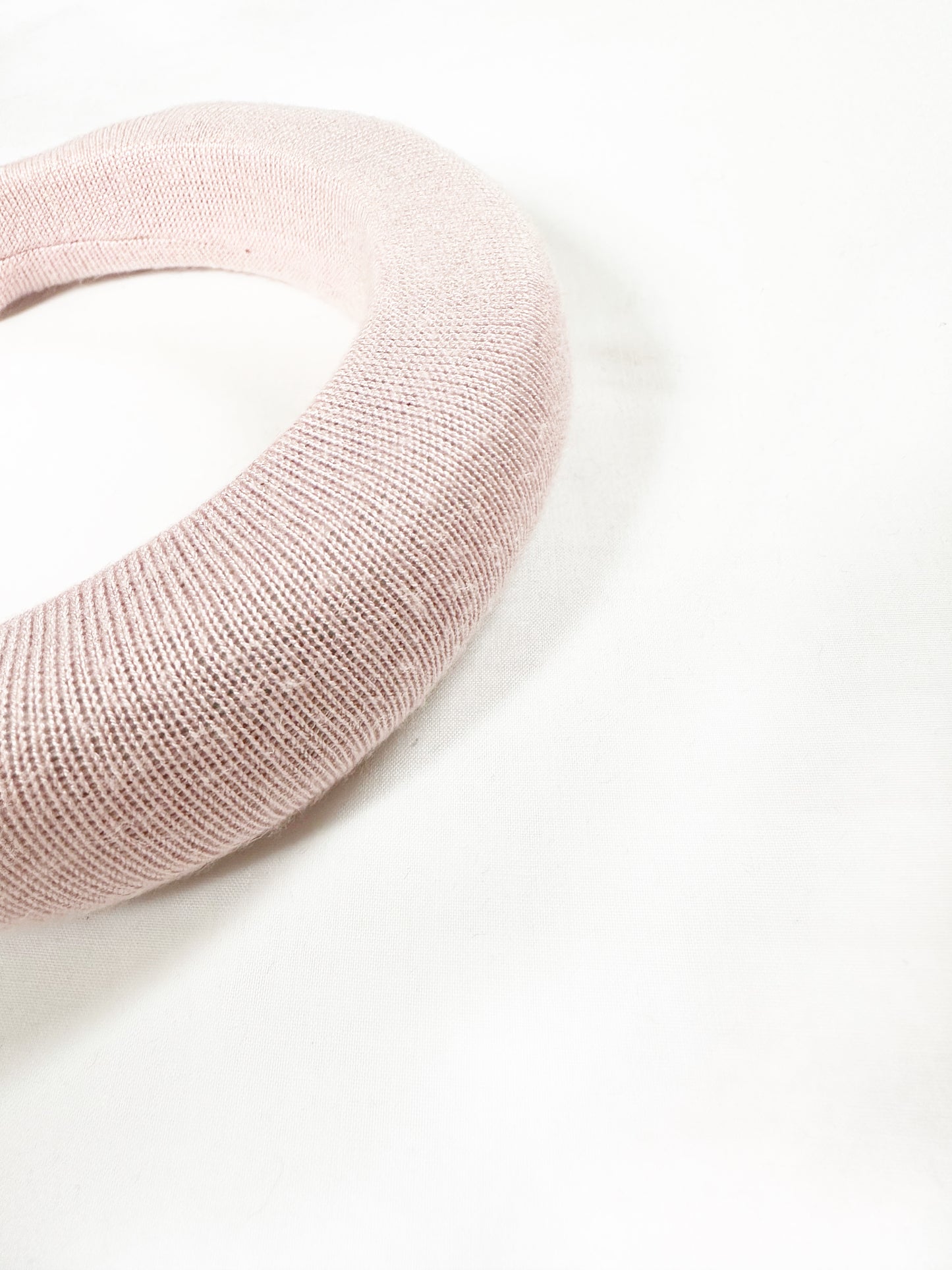 Padded Headband in pale pink wool