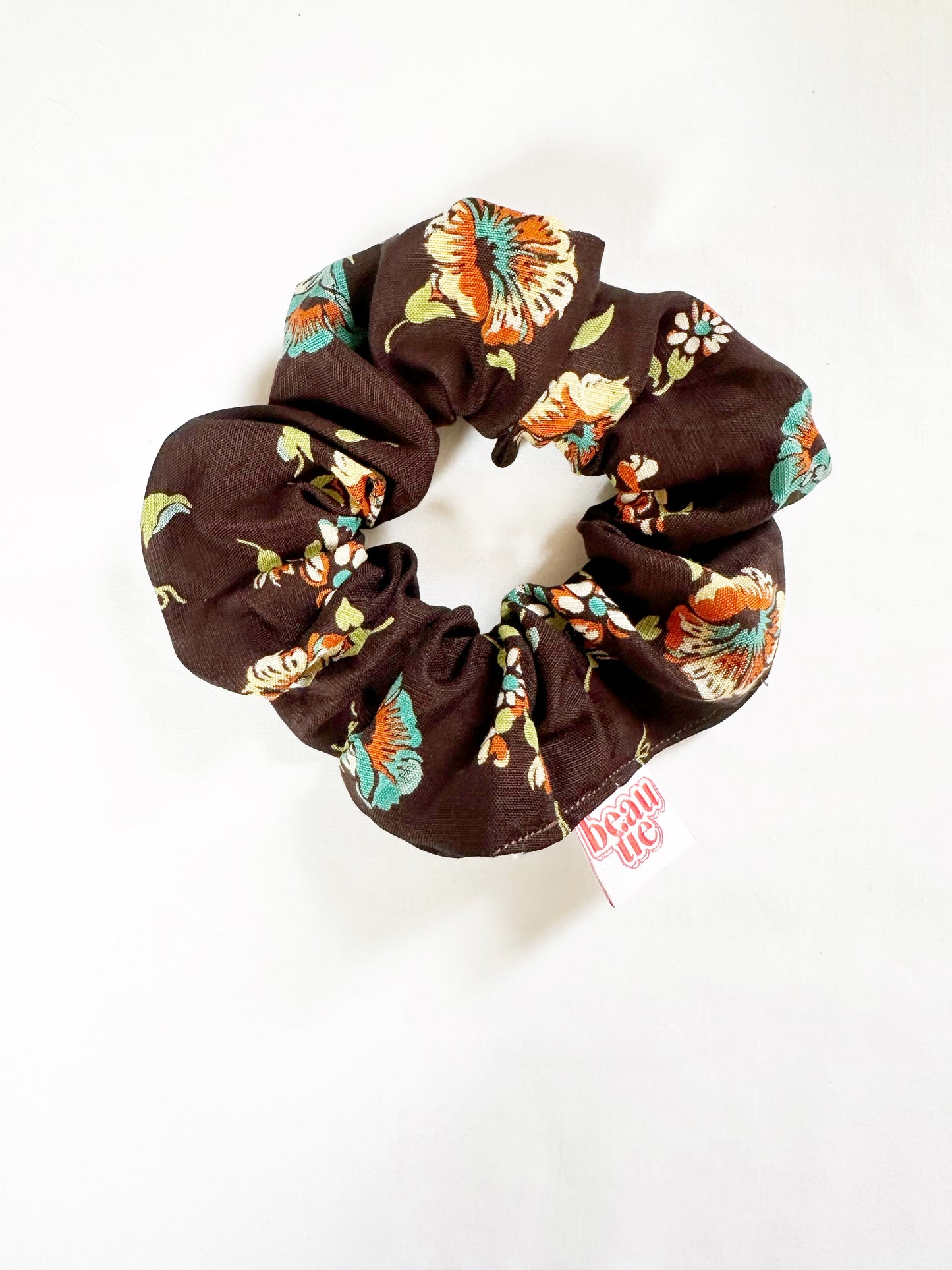OG scrunchie in vintage brown floral