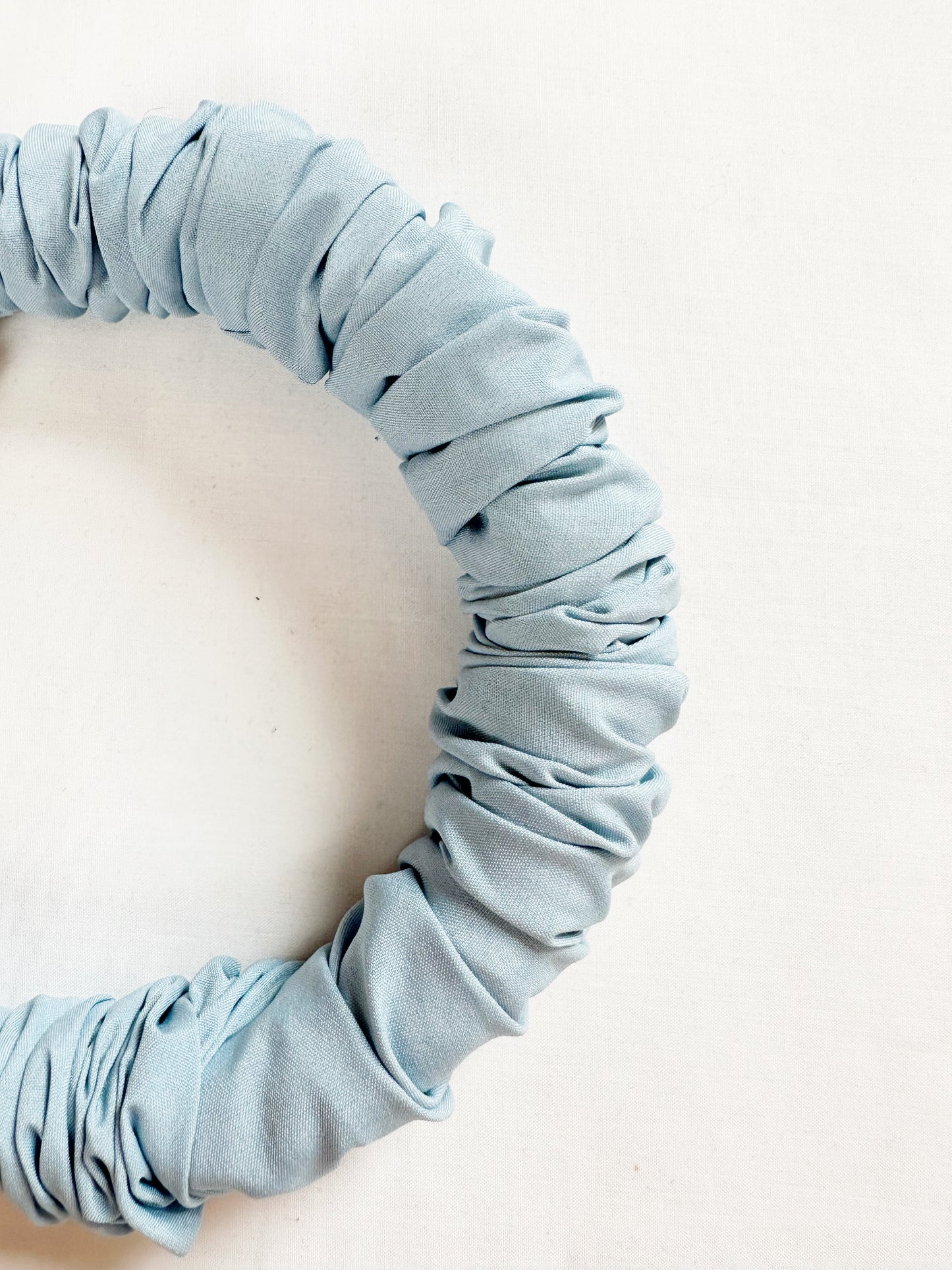 Ruffle Headband in icy blue