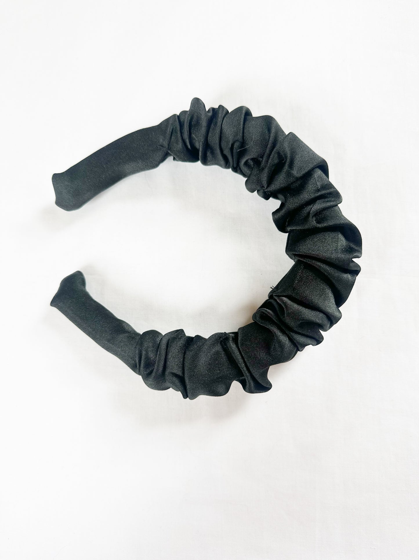 Ruffled Headband in Black