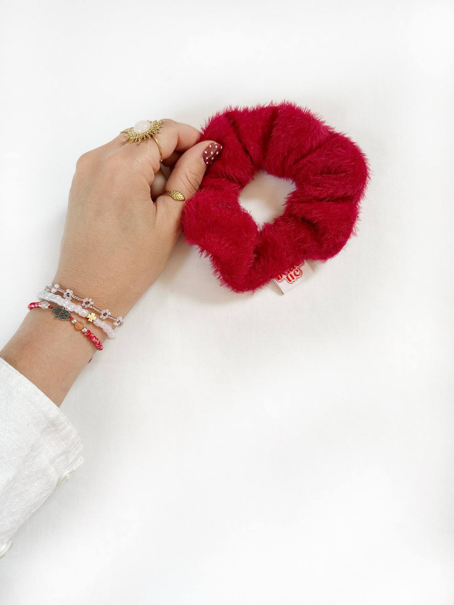 Mini scrunchie in red fluffy