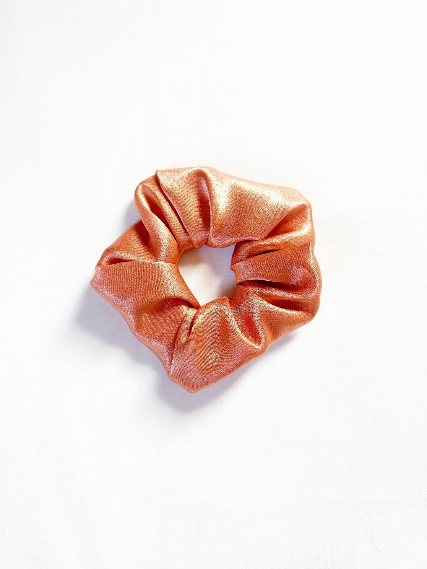 OG scrunchie in bath pearl satin