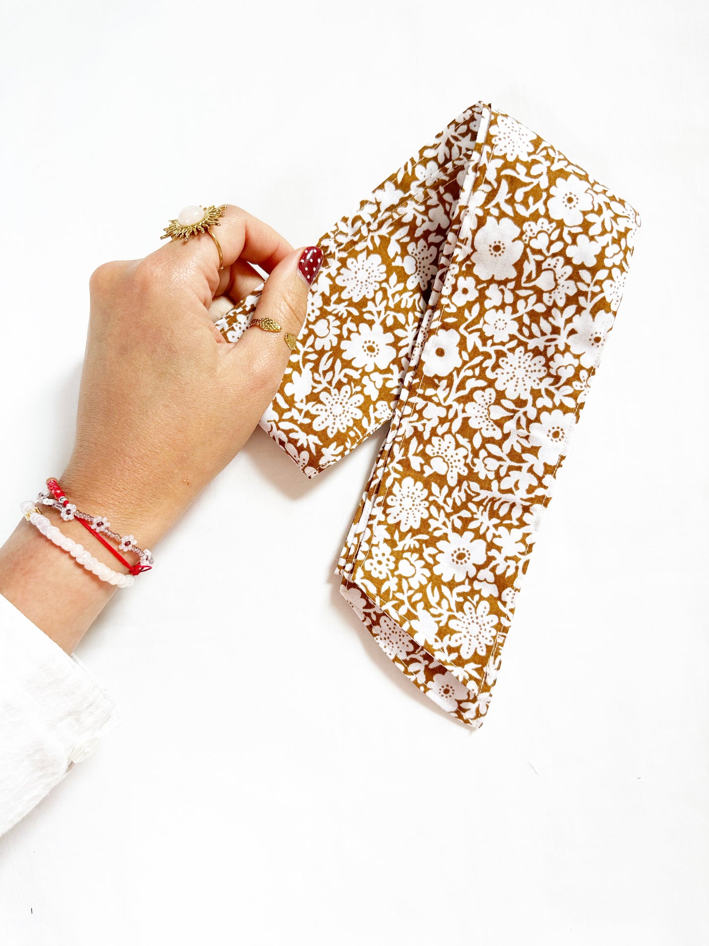 VersaTie hair & neck tie in brown and white floral