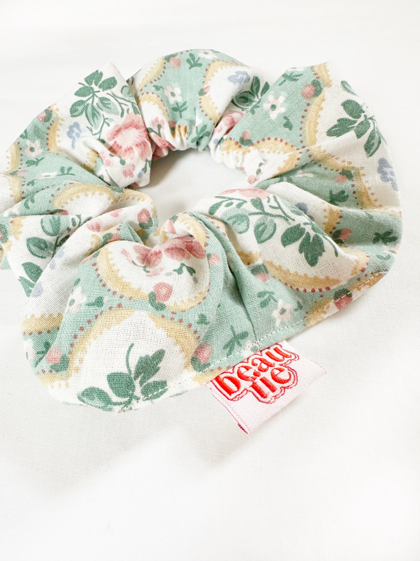OG scrunchie in vintage floral cotton