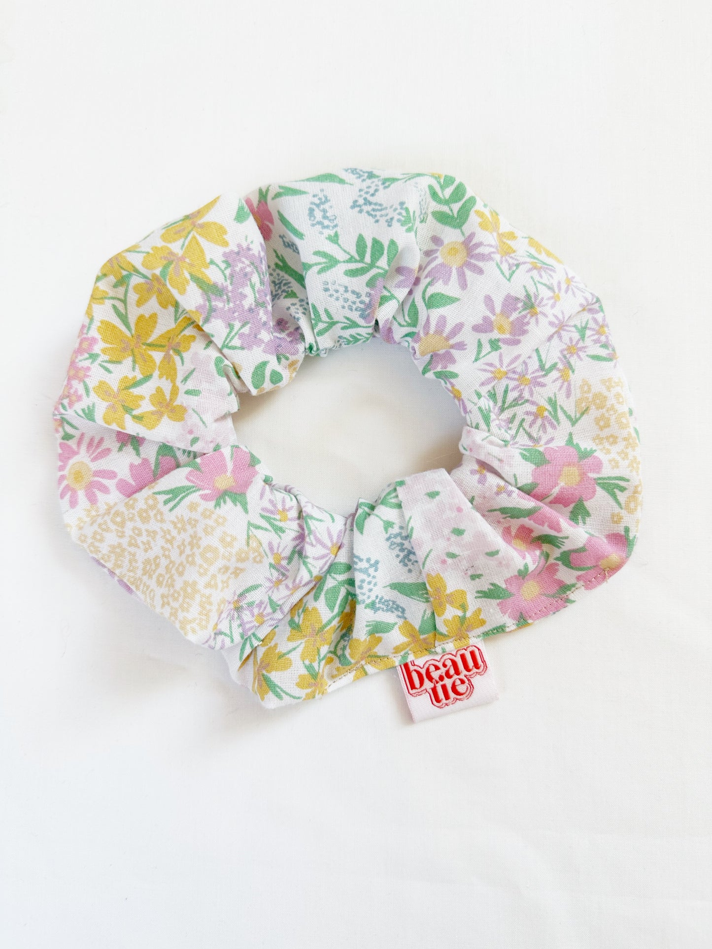 OG scrunchie in Enid floral