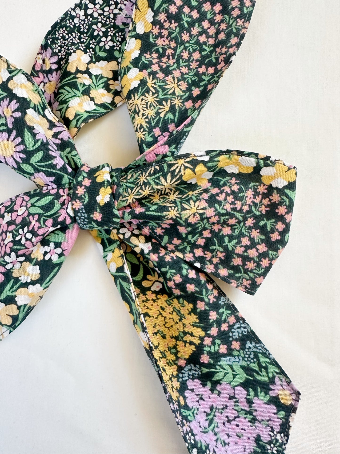 VersaTie hair & neck tie in isobel floral