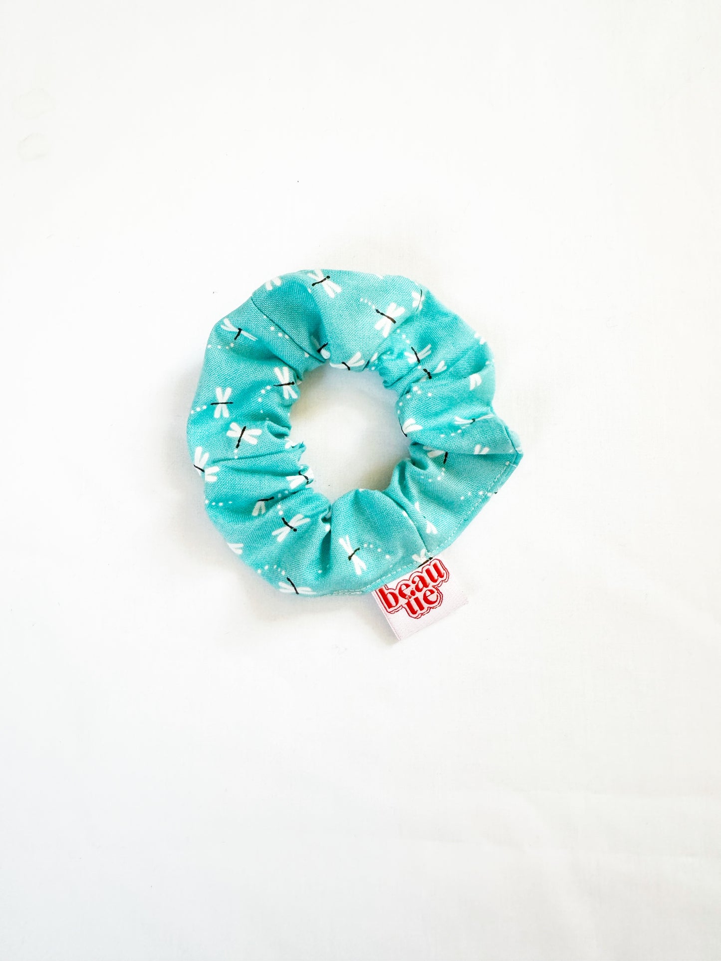 Mini scrunchie in dragonfly