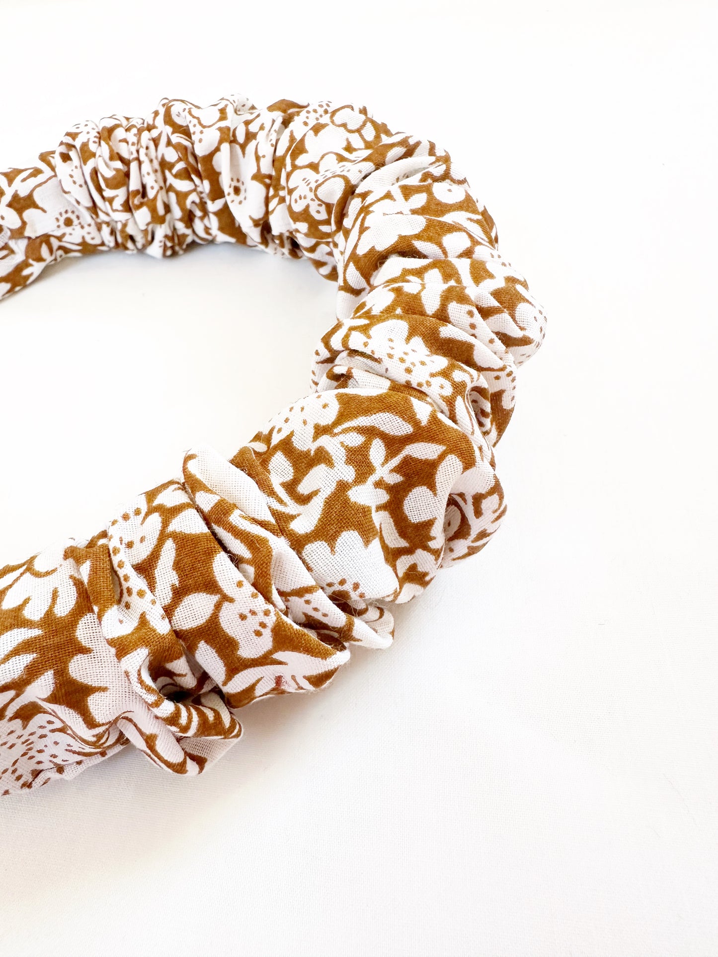 Ruffle Headband in brown floral