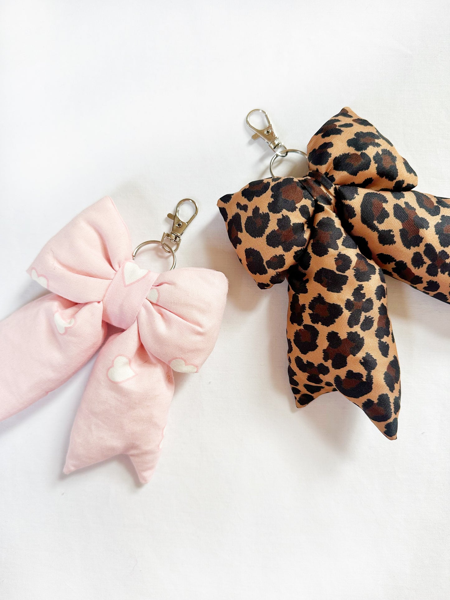 Puffy bow bag charm in pink heart