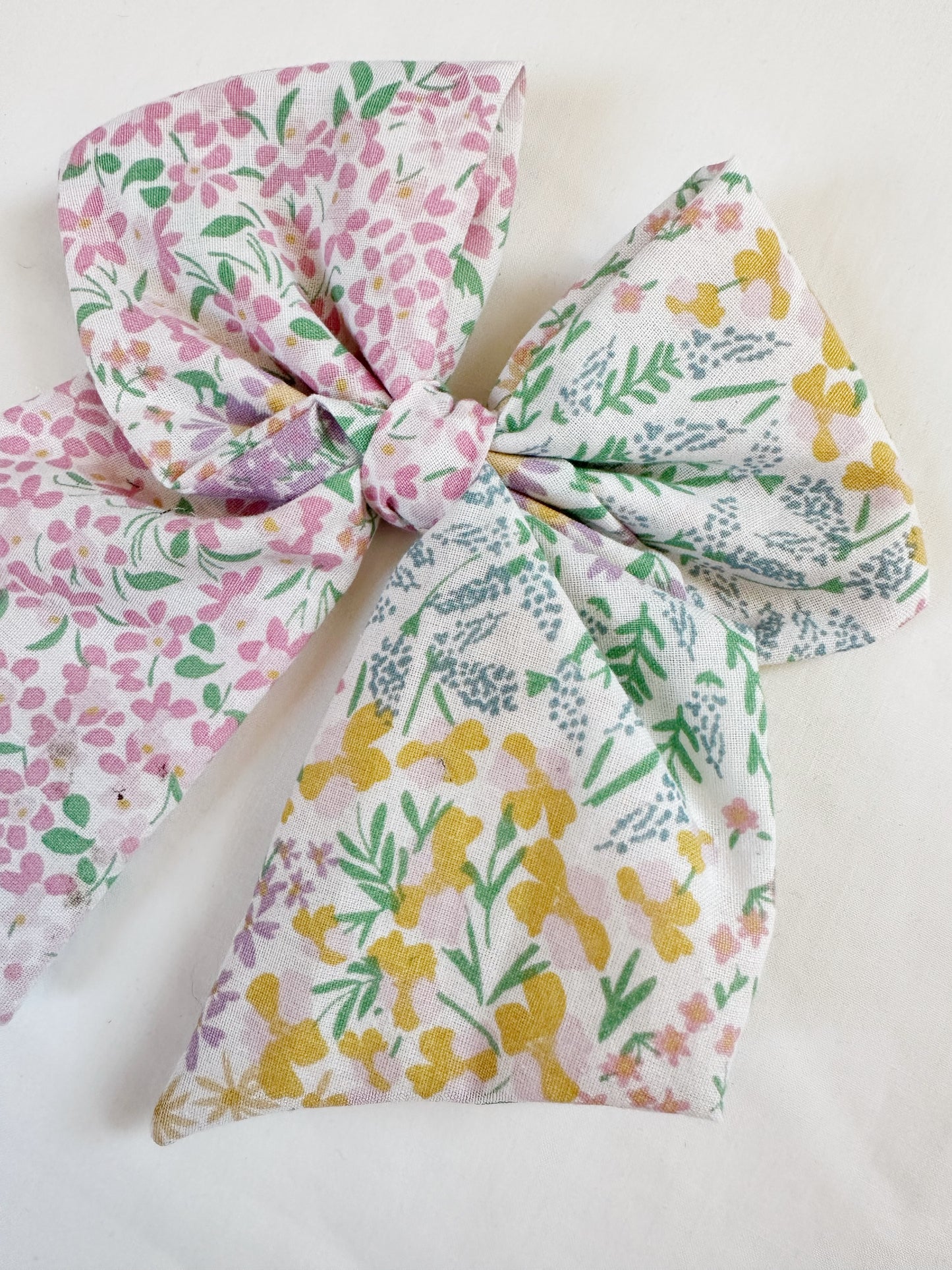 Beau hair bow in Enid floral cotton