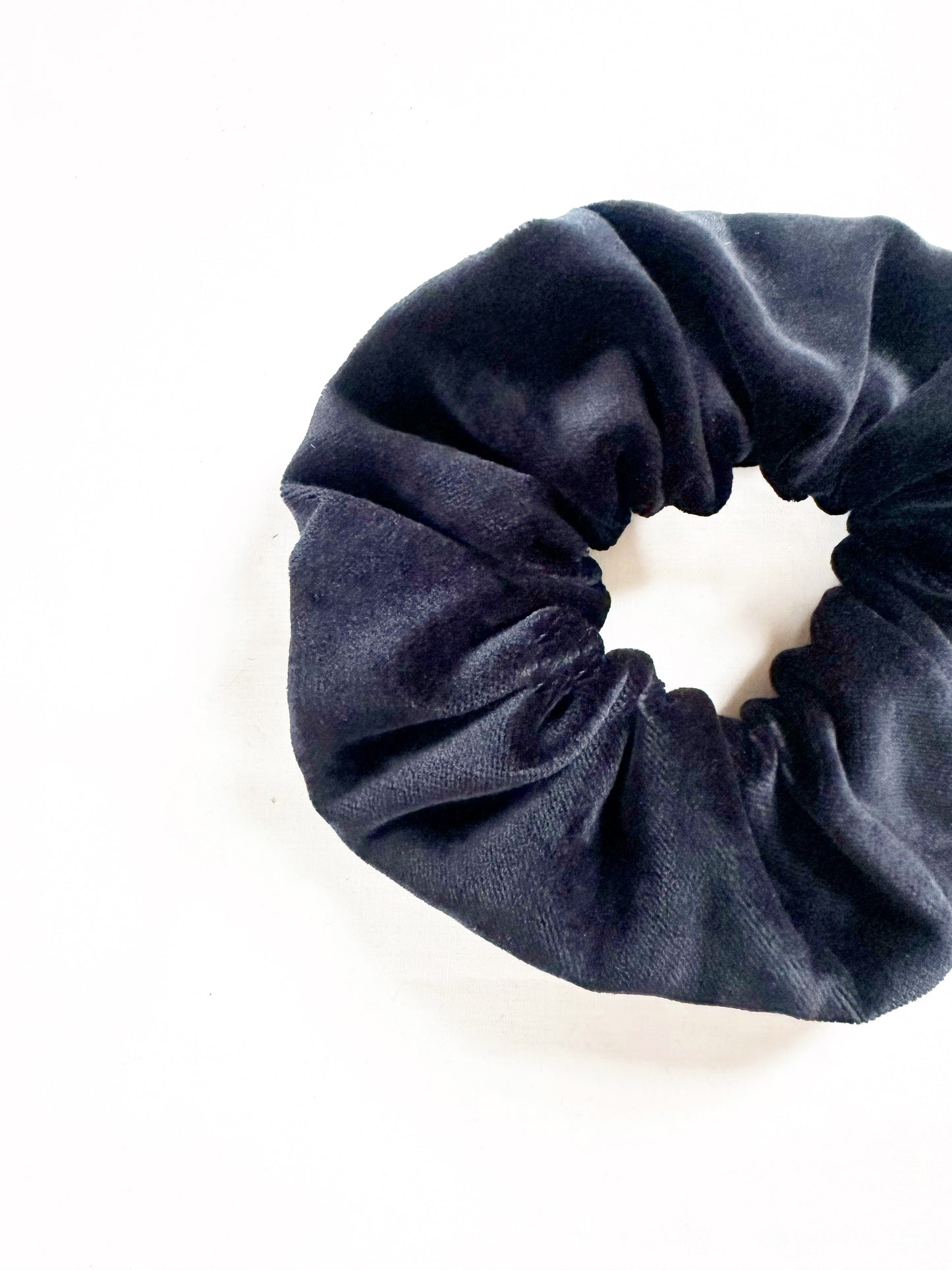 OG scrunchie in midnight blue velvet