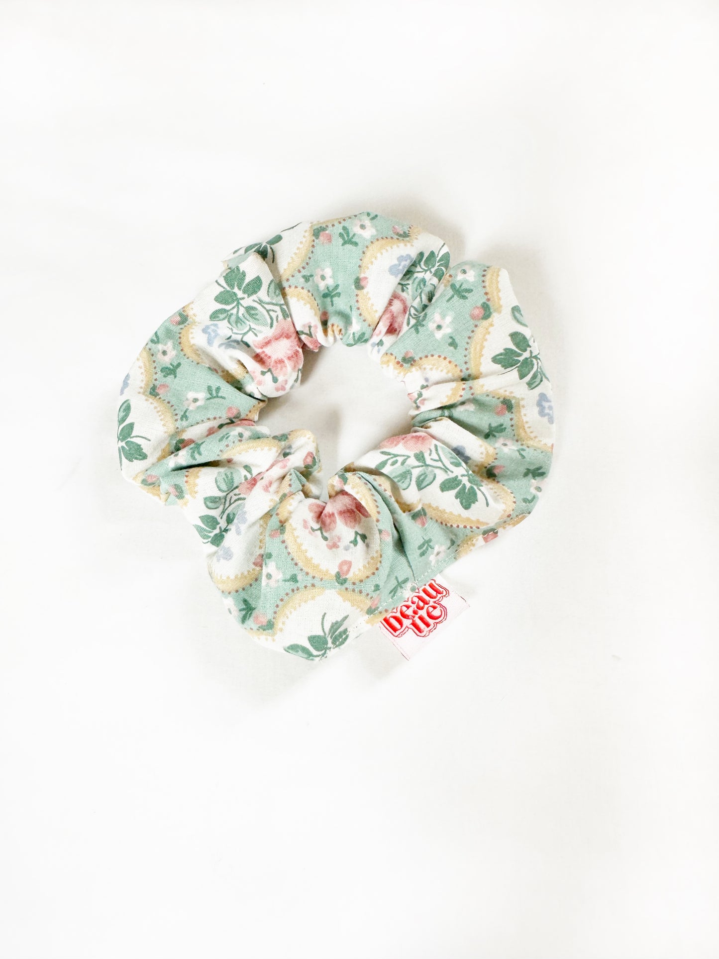 OG scrunchie in vintage floral cotton