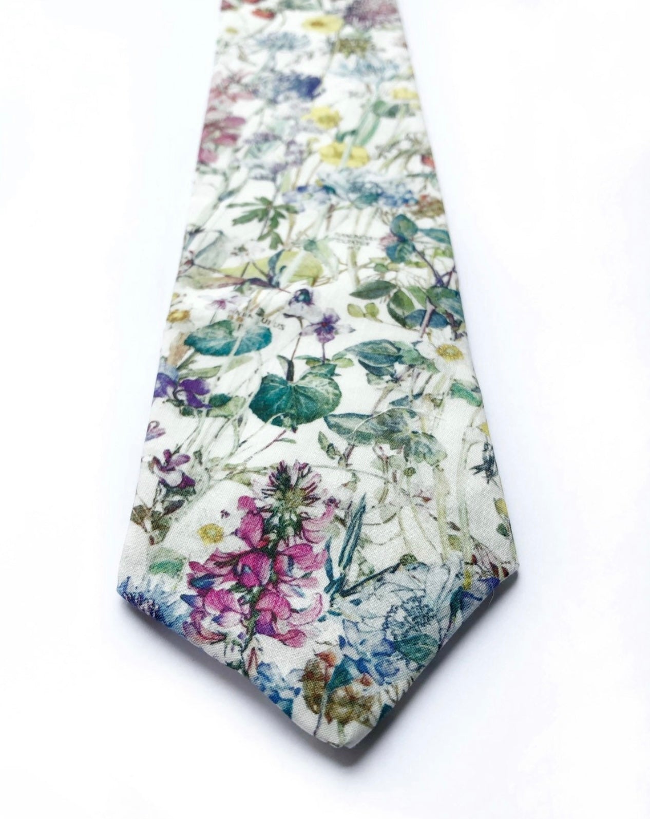 Ties in Liberty Wildflower