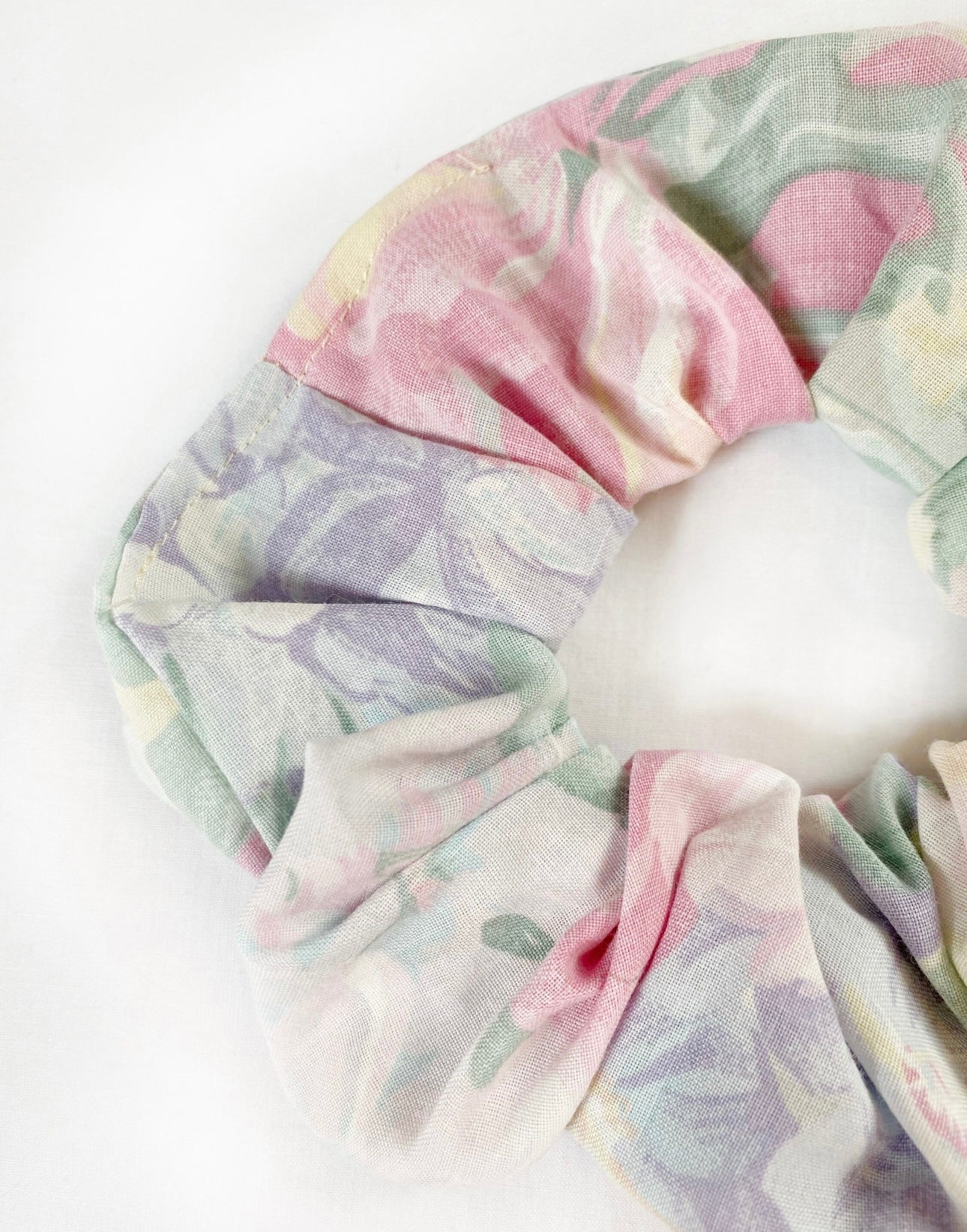 Oversized Scrunchie in Pastel Floral