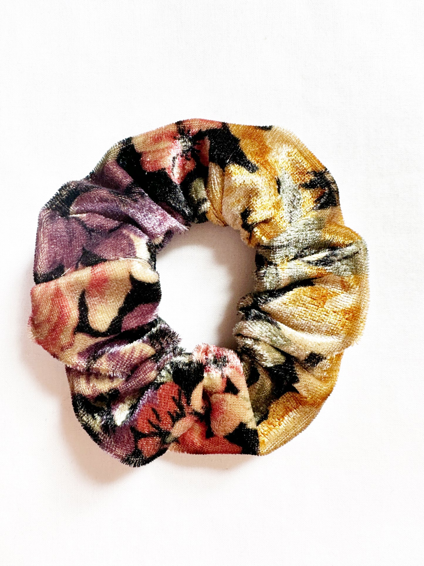 Mini scrunchie in Autumn floral velvet
