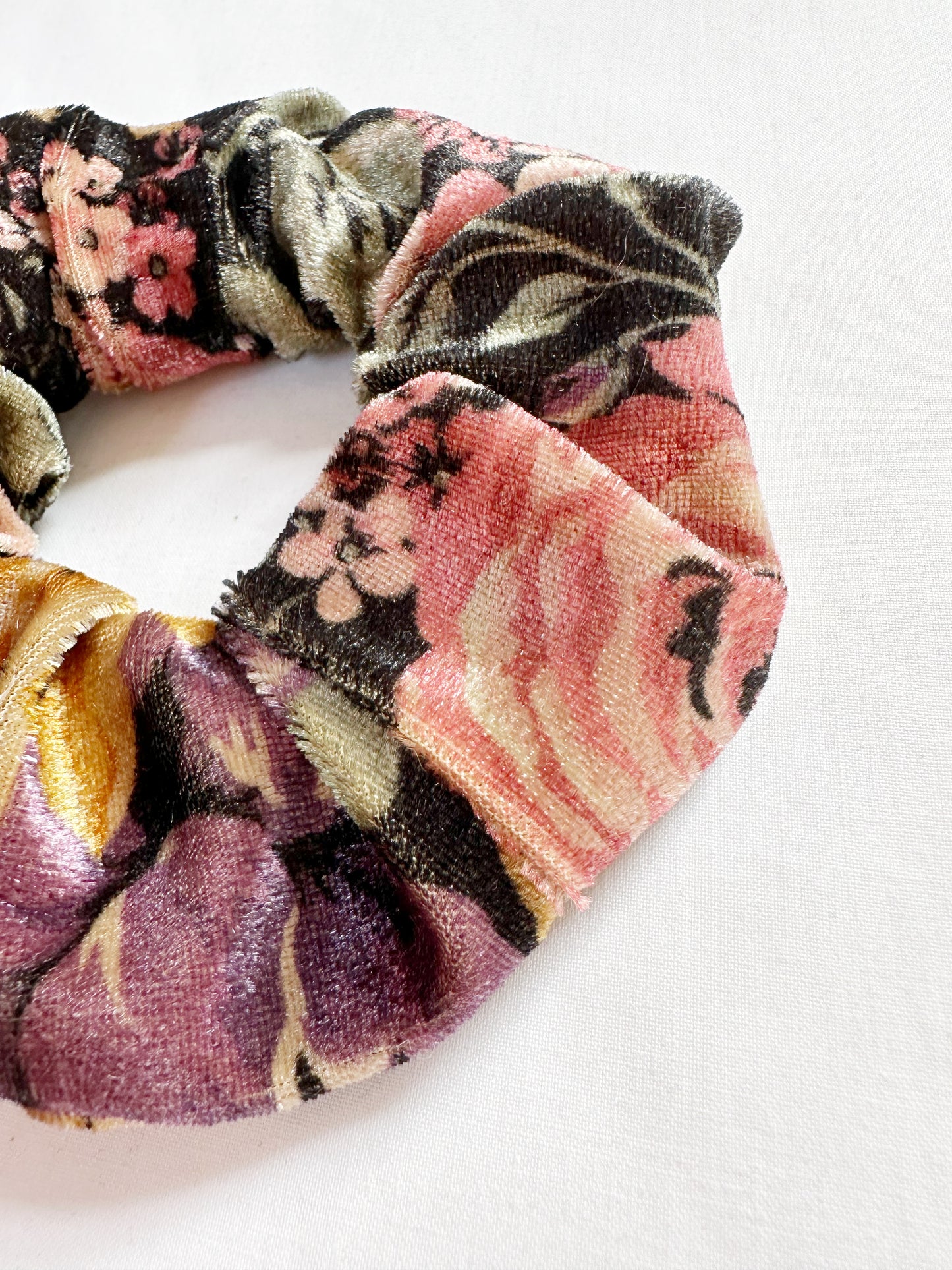OG scrunchie in floral velvet