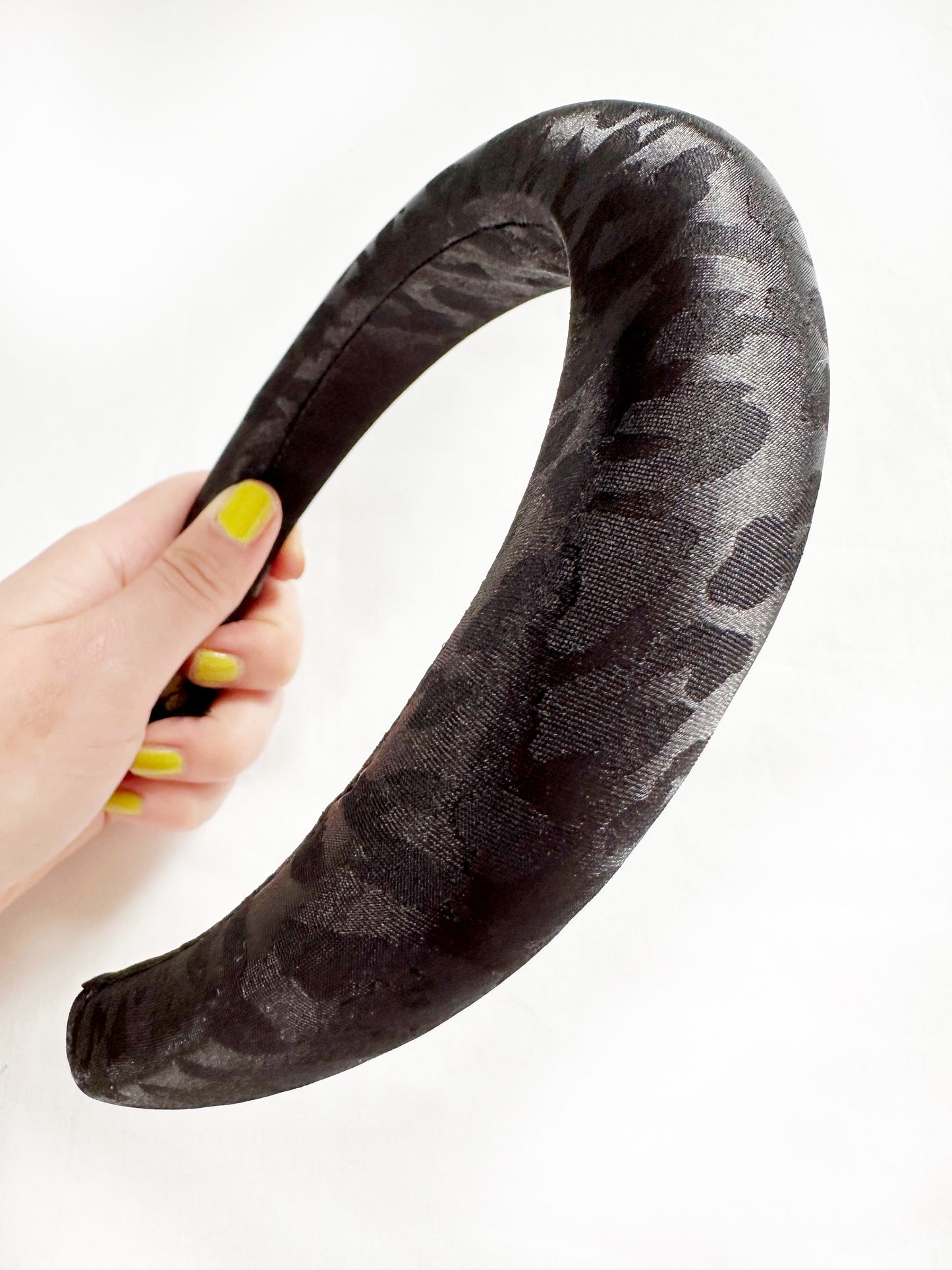 Padded Headband in Black Silk Leopard