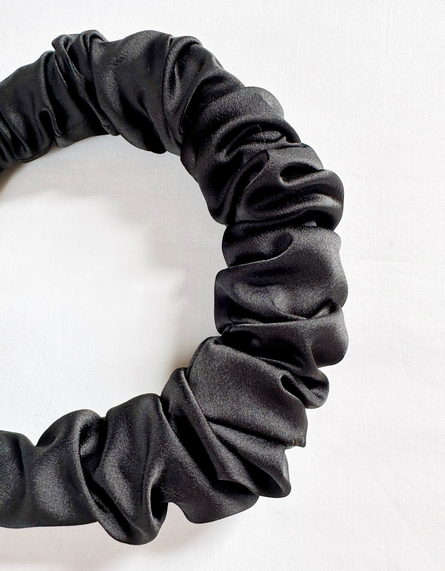 Ruffled Headband in Black