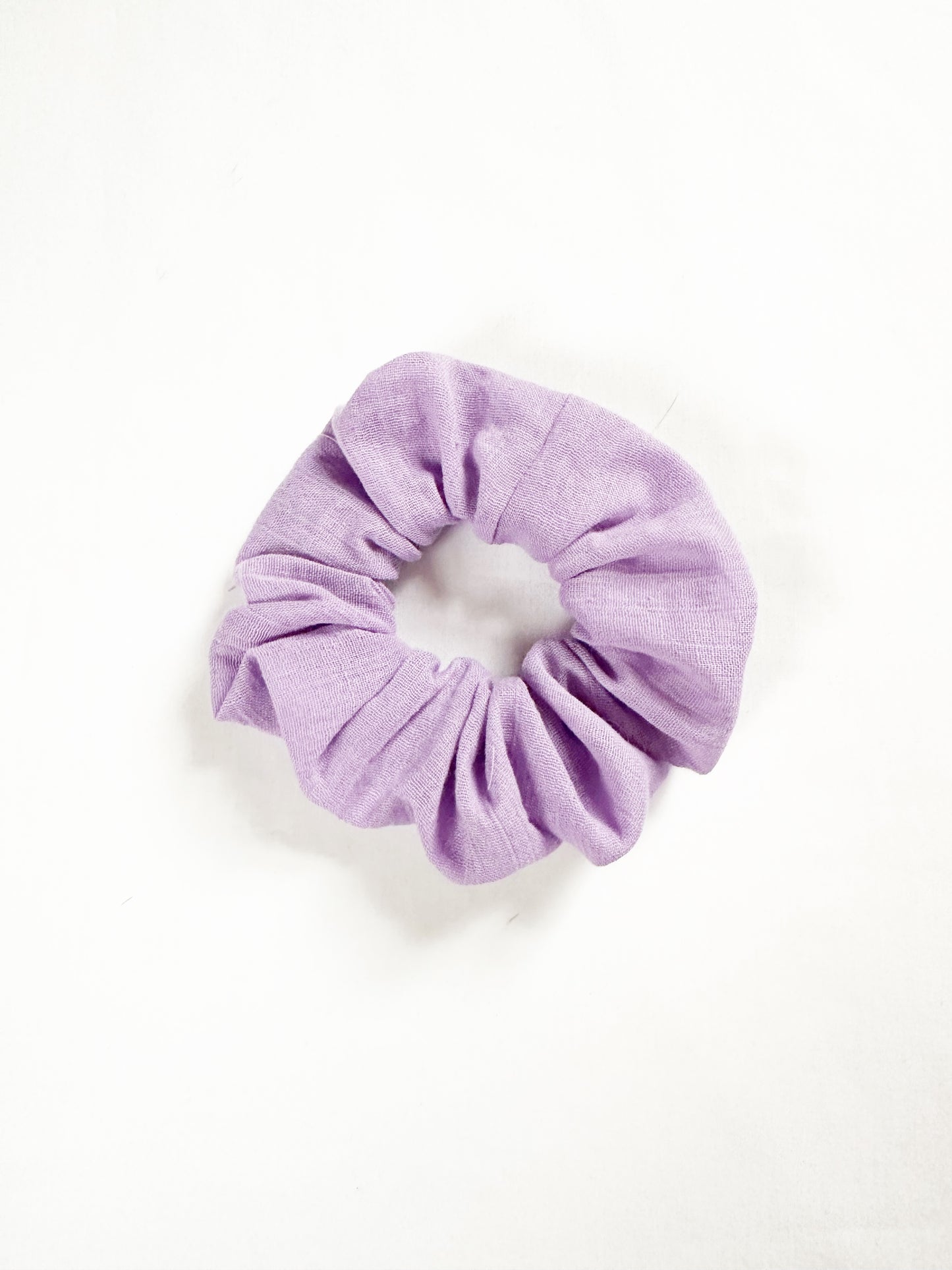 OG scrunchie in lilac linen