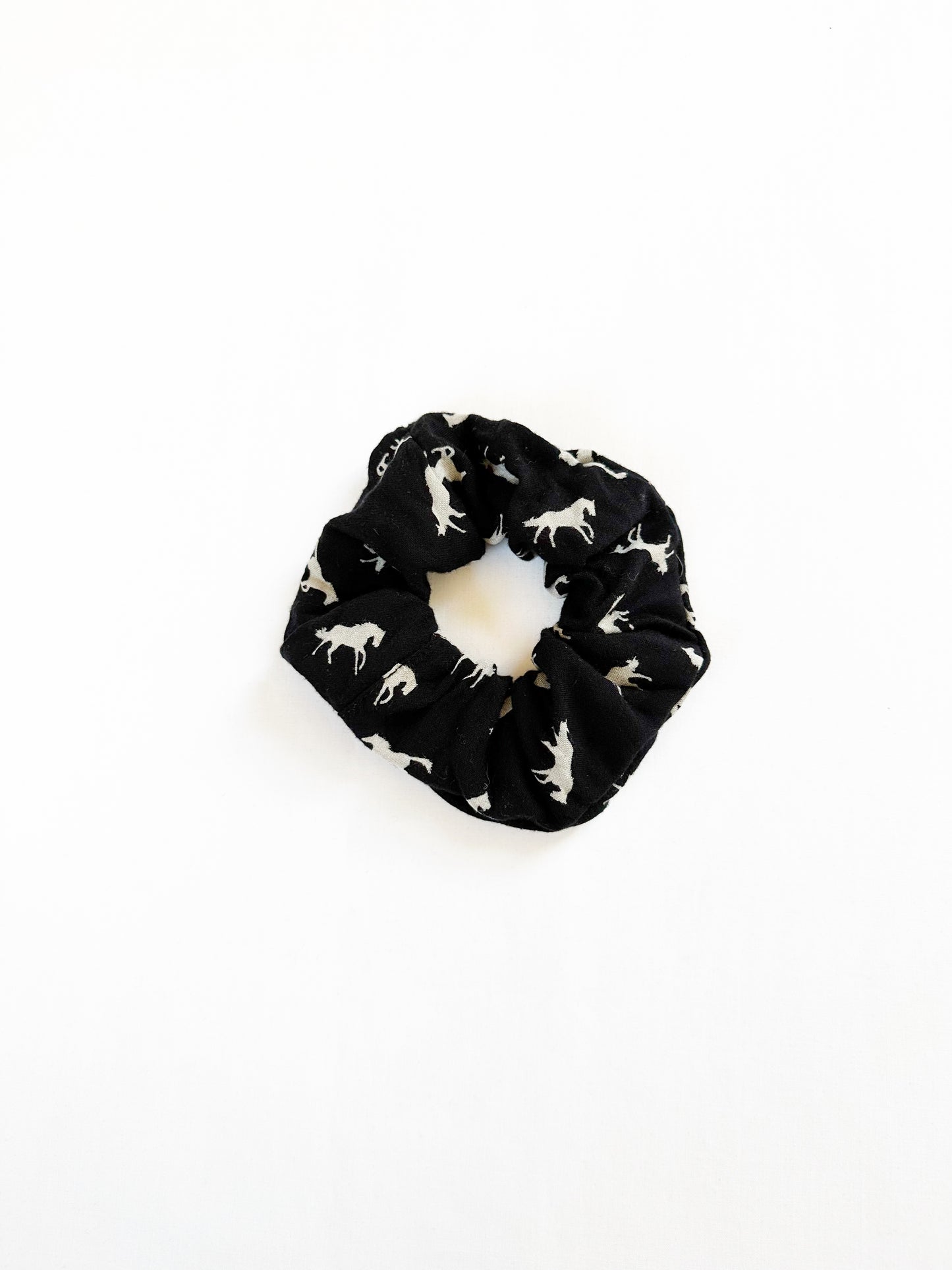 Mini scrunchie in horse print