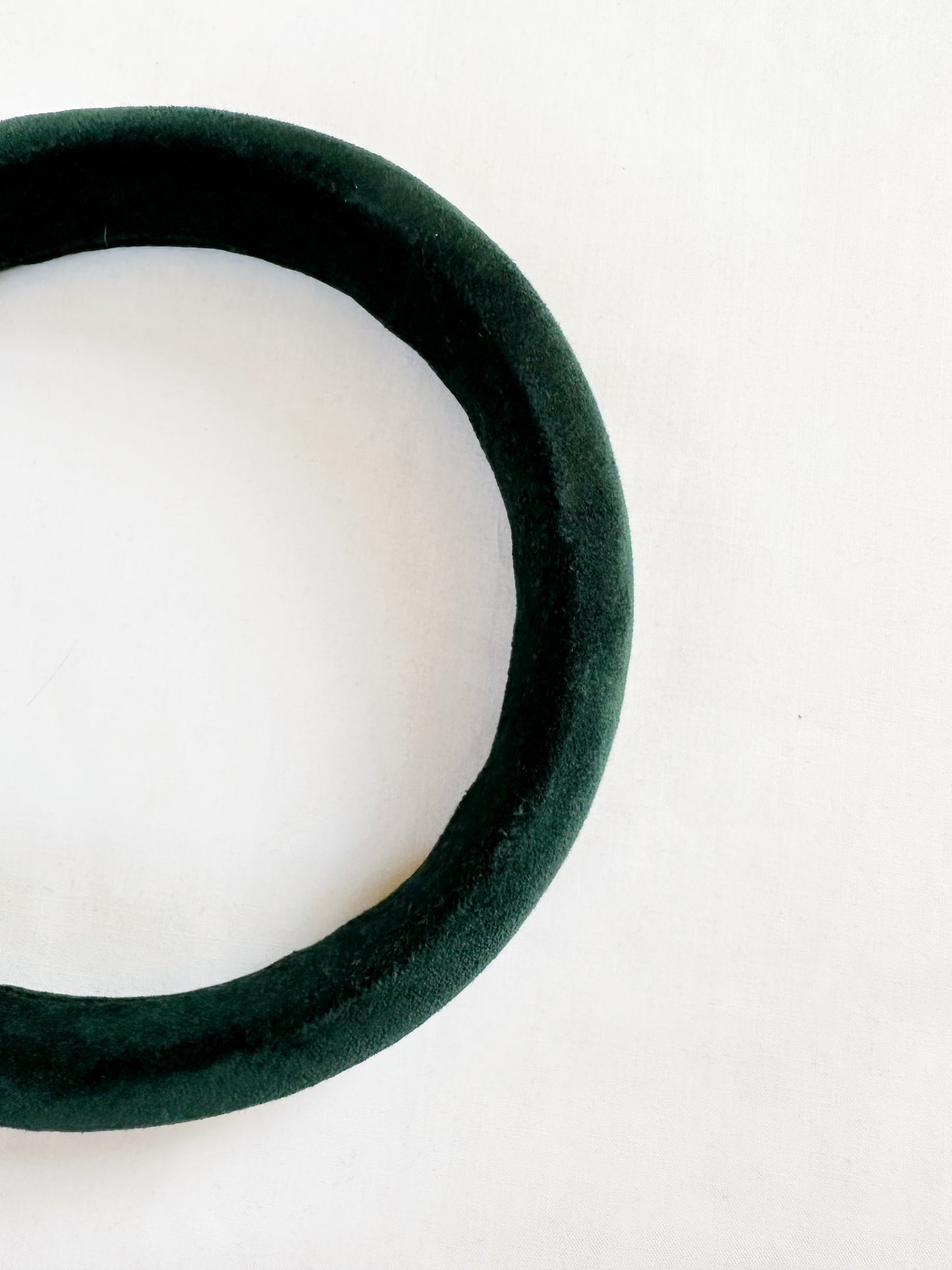 Classic Headband in hunter green velvet