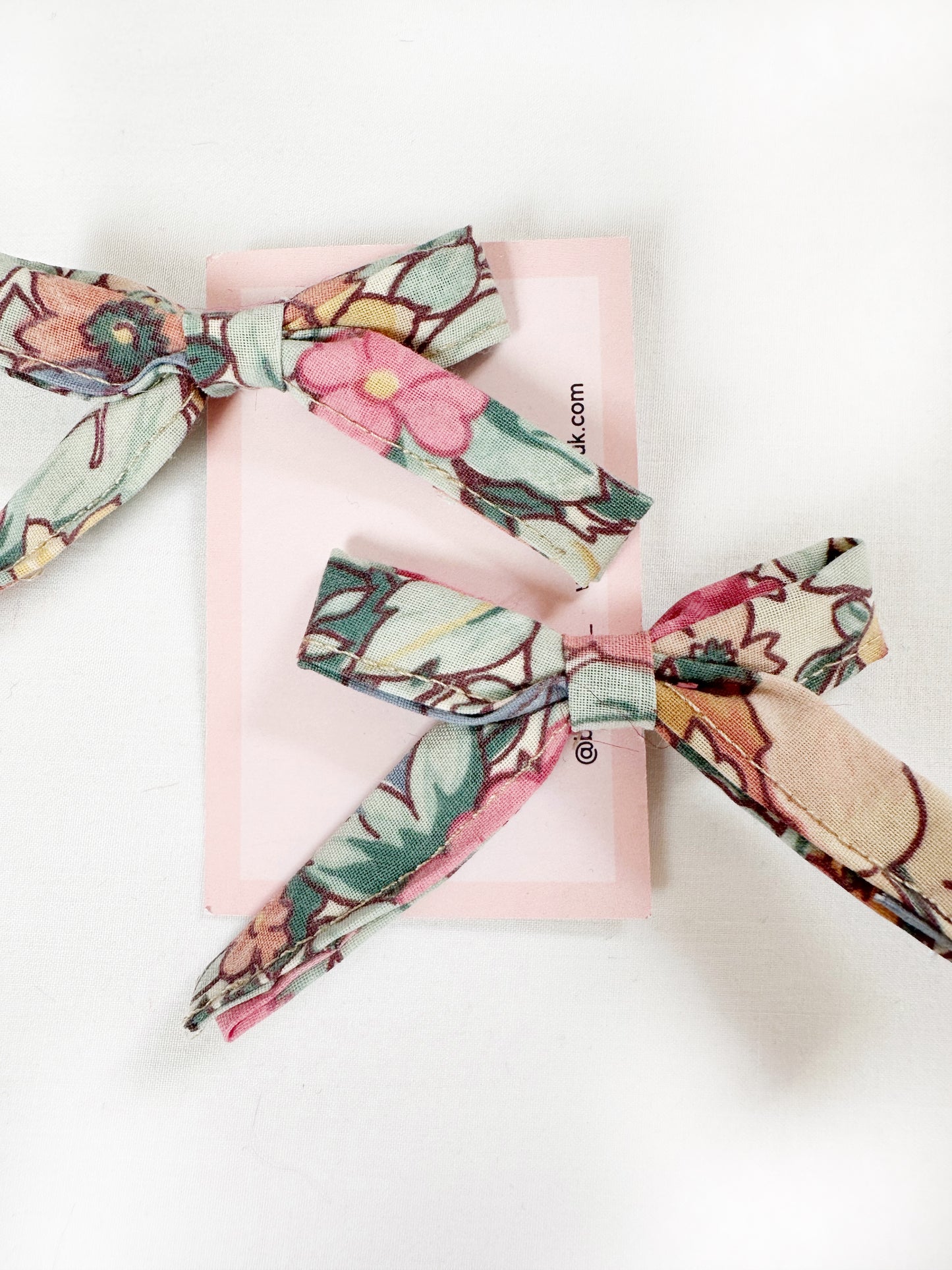 Bonnie mini hair bow set in Betty floral