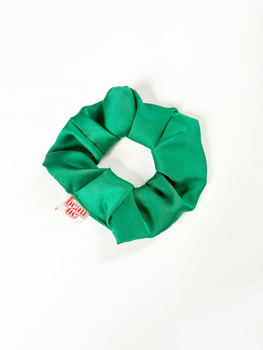 OG scrunchie in emerald green silk