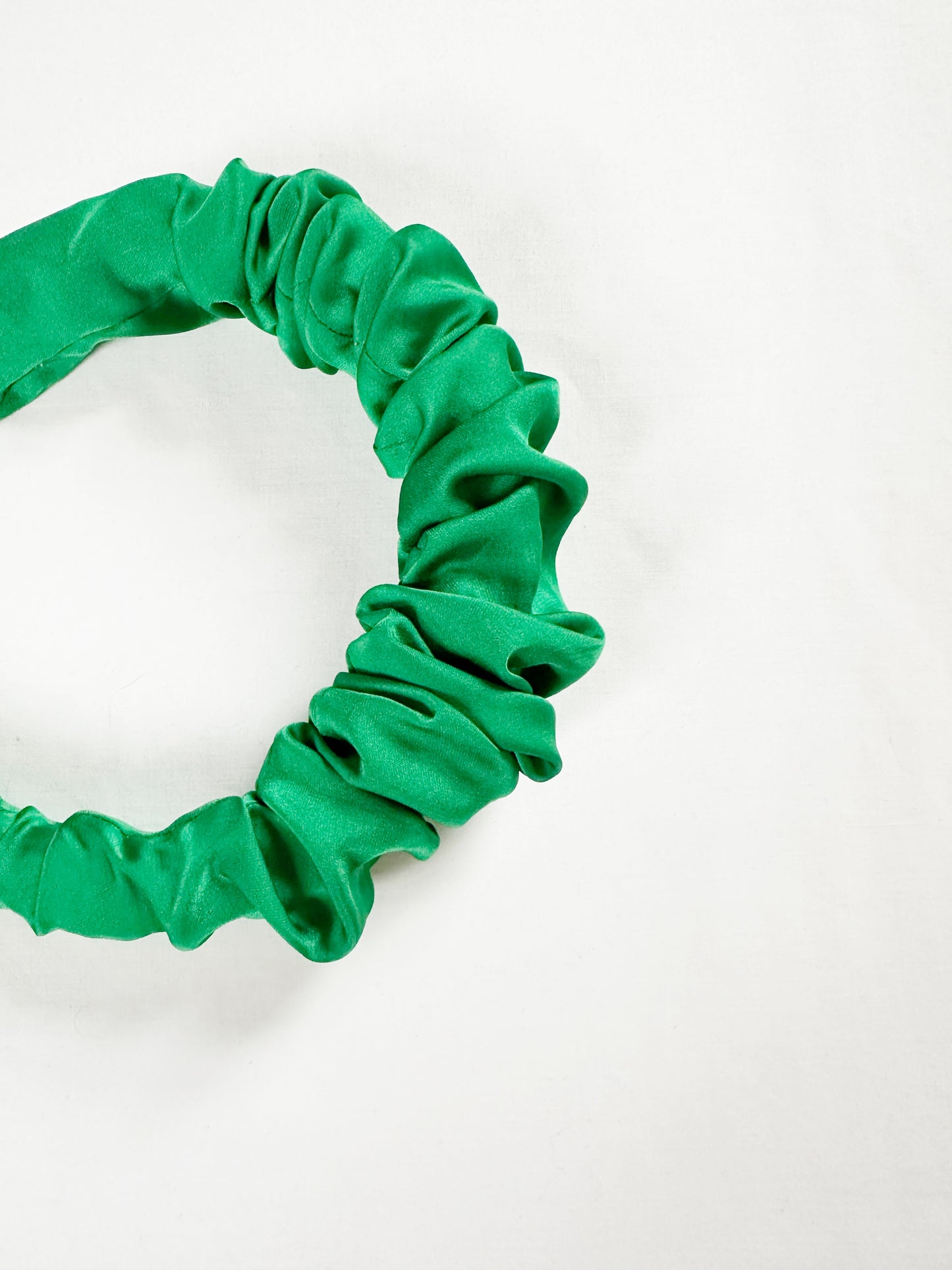 Ruffle Headband in green silk