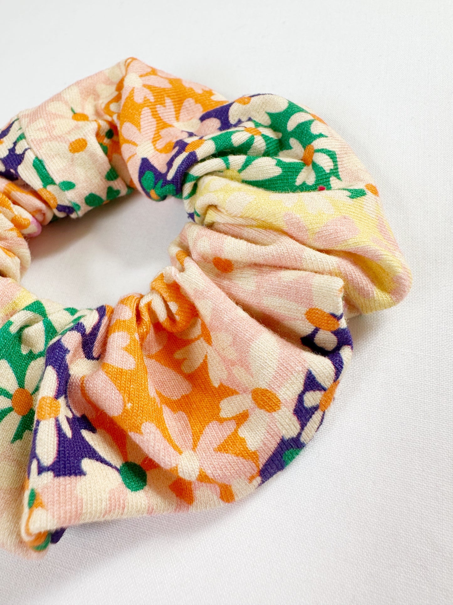 Mini Scrunchie in Copenhagen Floral
