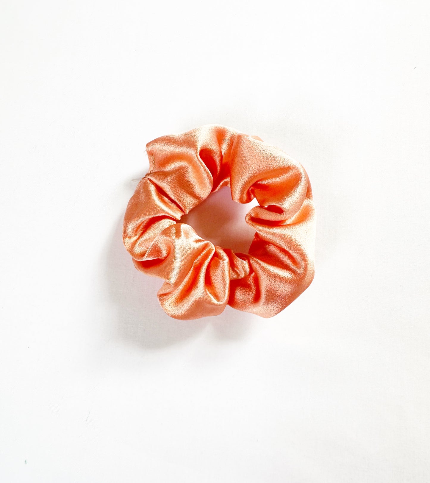 Mini Scrunchie in Peach Satin