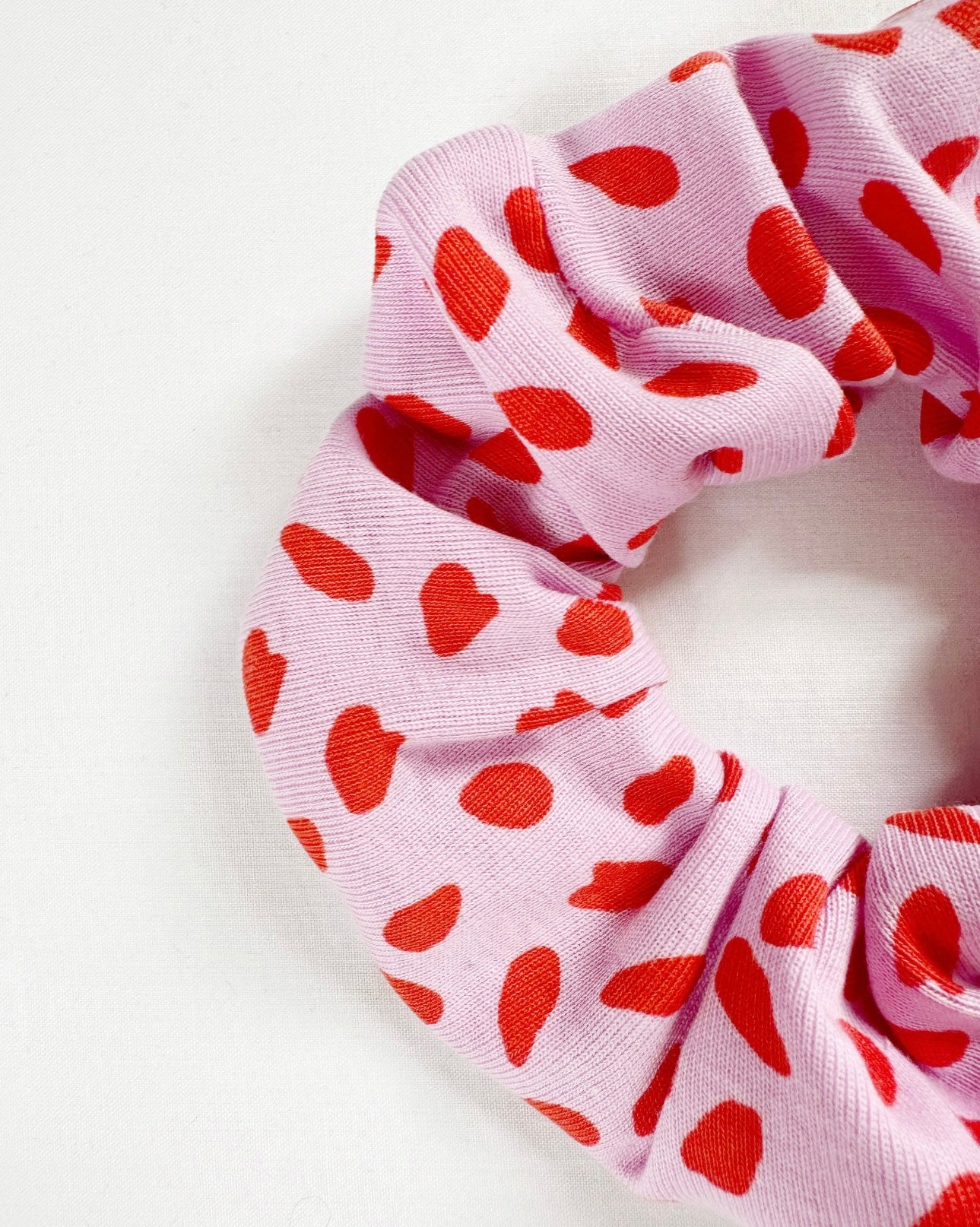 Mini Scrunchie in Pink with Red Splats
