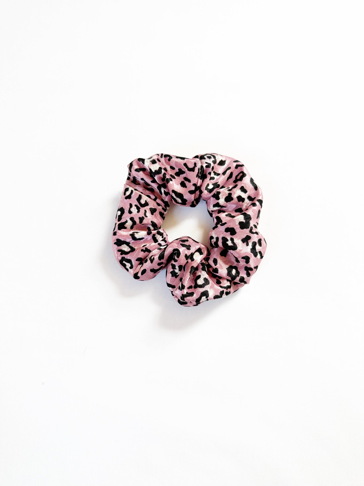 Mini Scrunchie in Pink Leopard