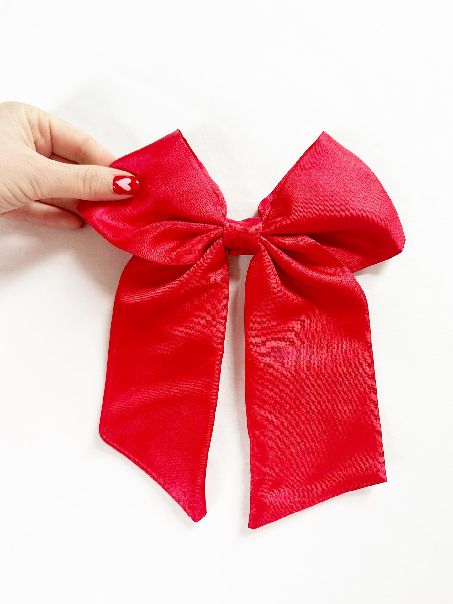 POWER Hair Bow in lipstick red silk