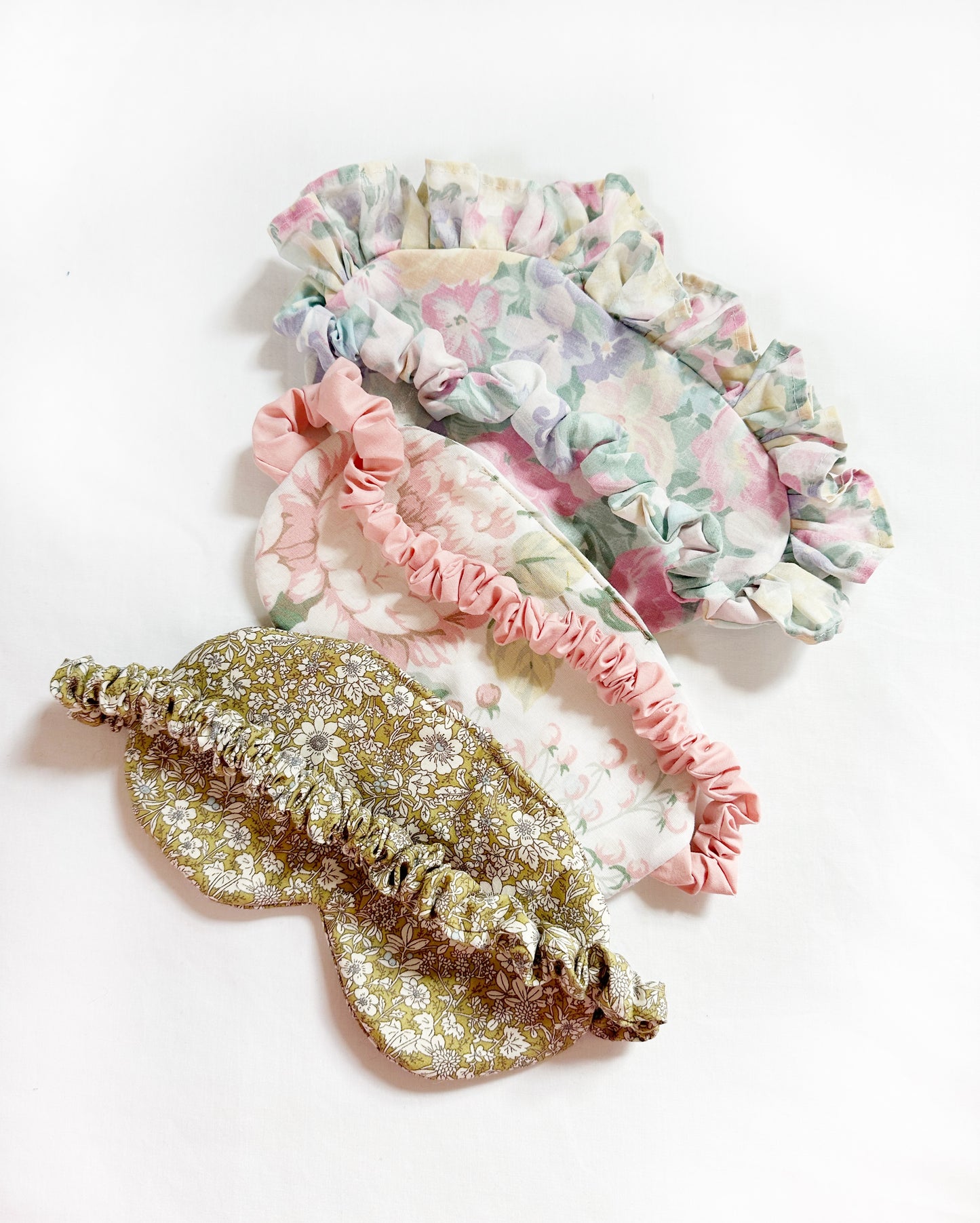 Sleep Mask in ruffle floral