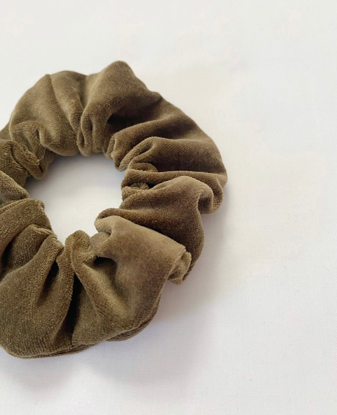 Mini Scrunchie in Olive Velvet