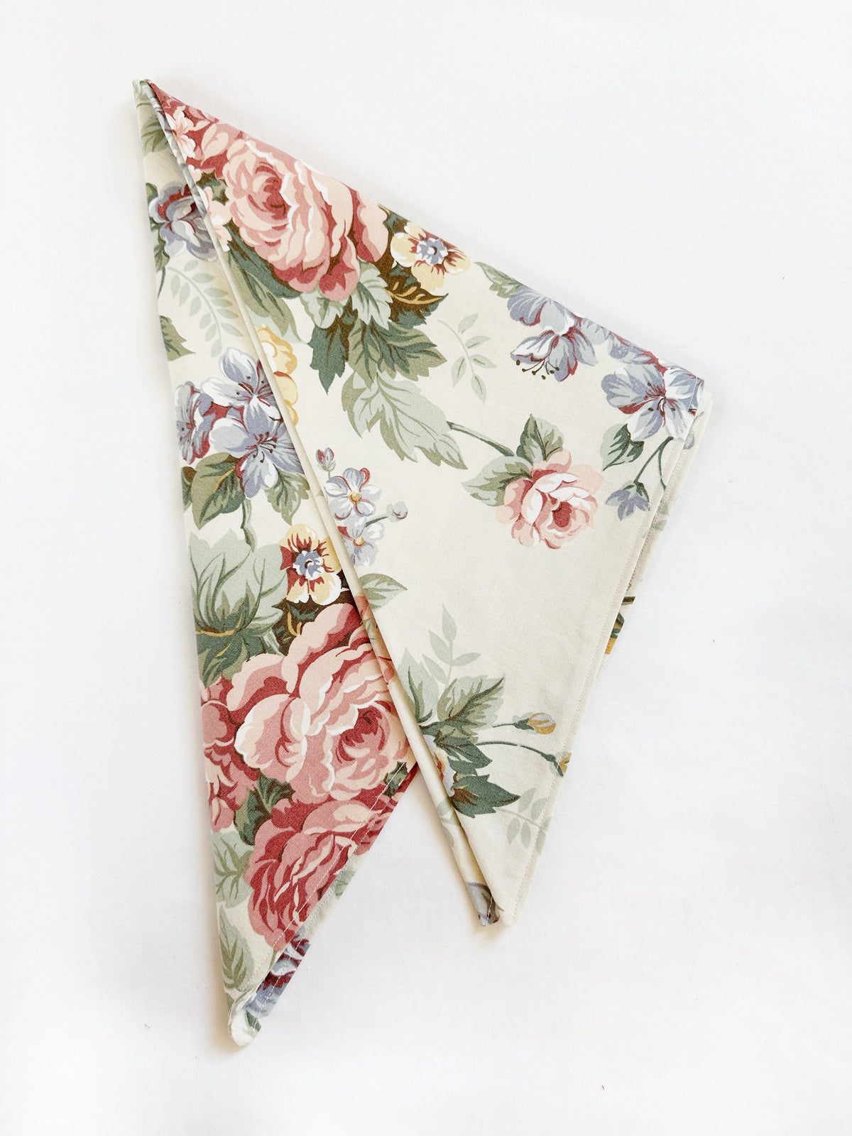 Bandana & neck scarf in vintage floral rose.