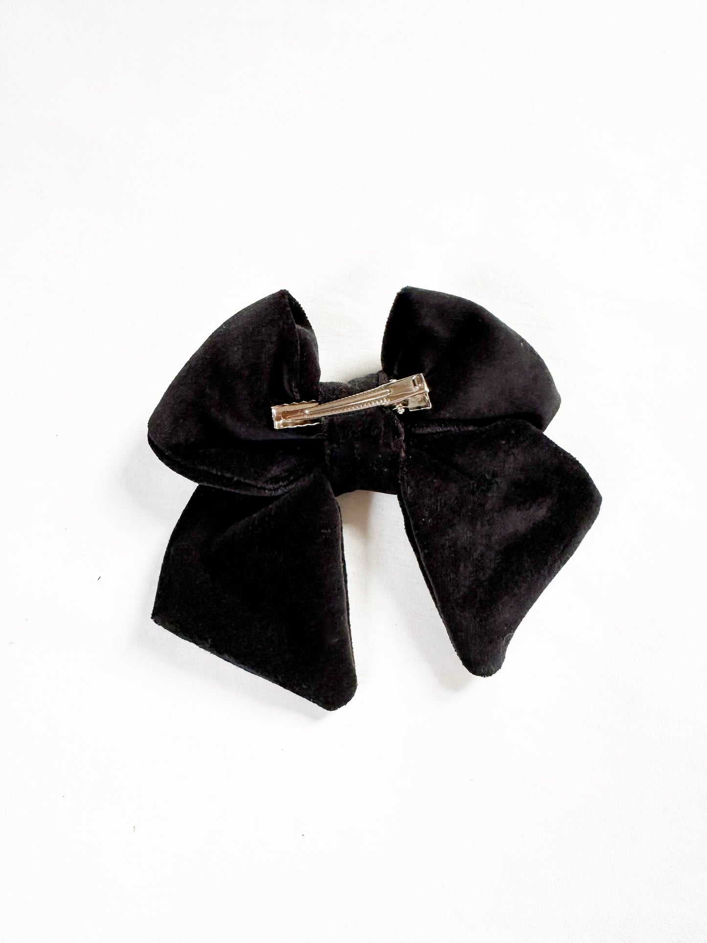MINI Hair Bow in black velvet