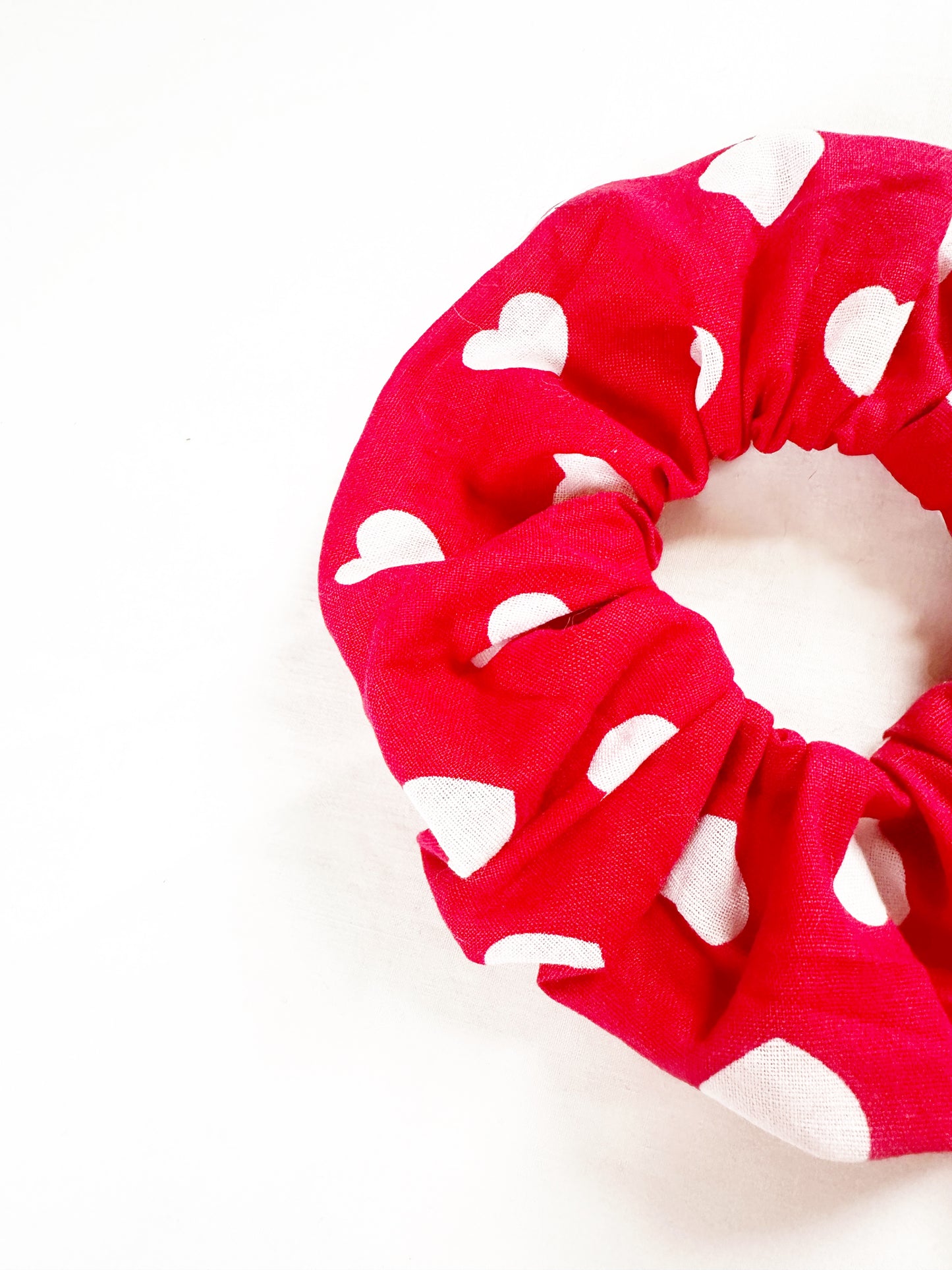 OG scrunchie in cotton heart